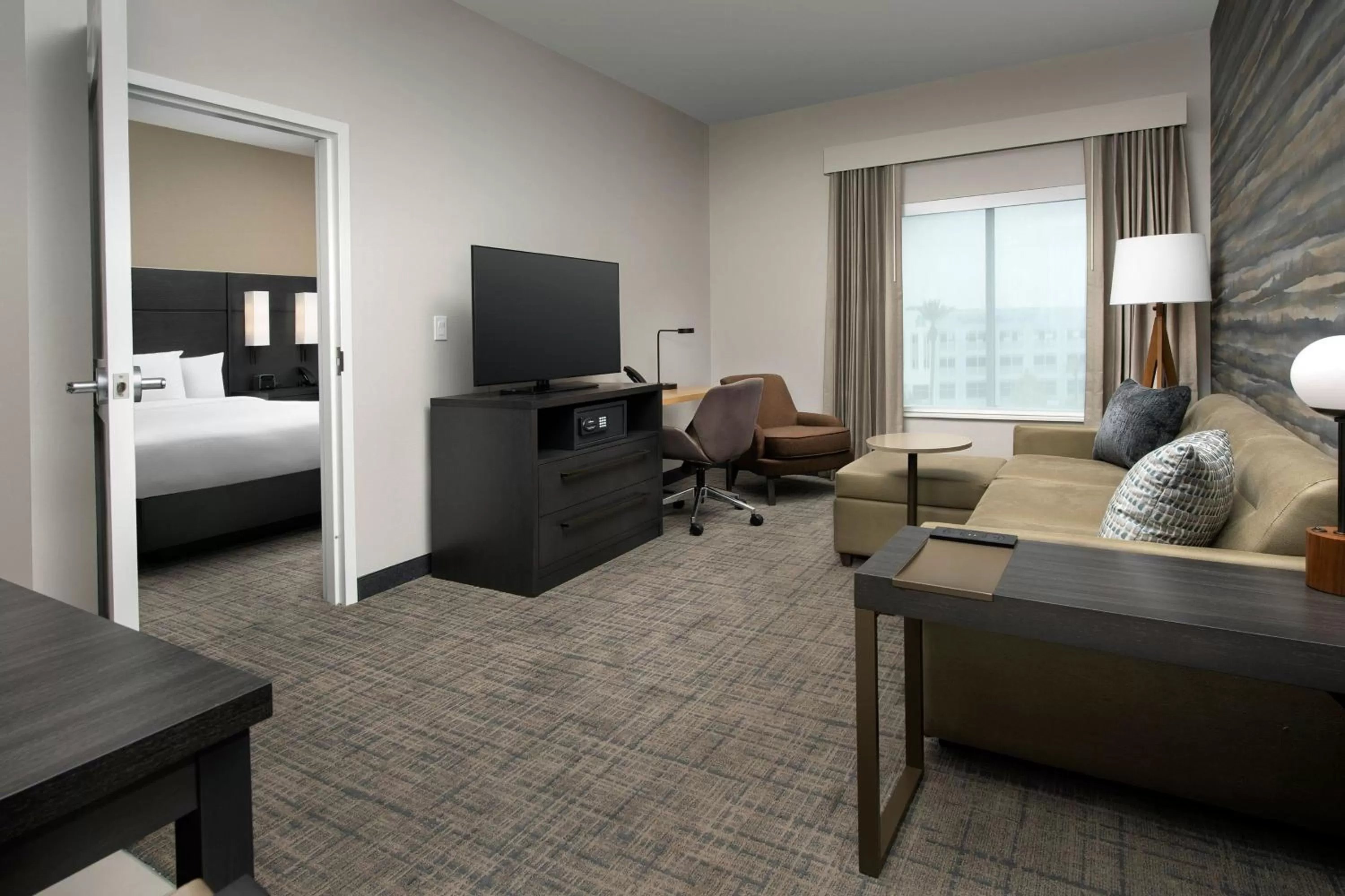 Bedroom, Bed in Residence Inn by Marriott Jacksonville Downtown