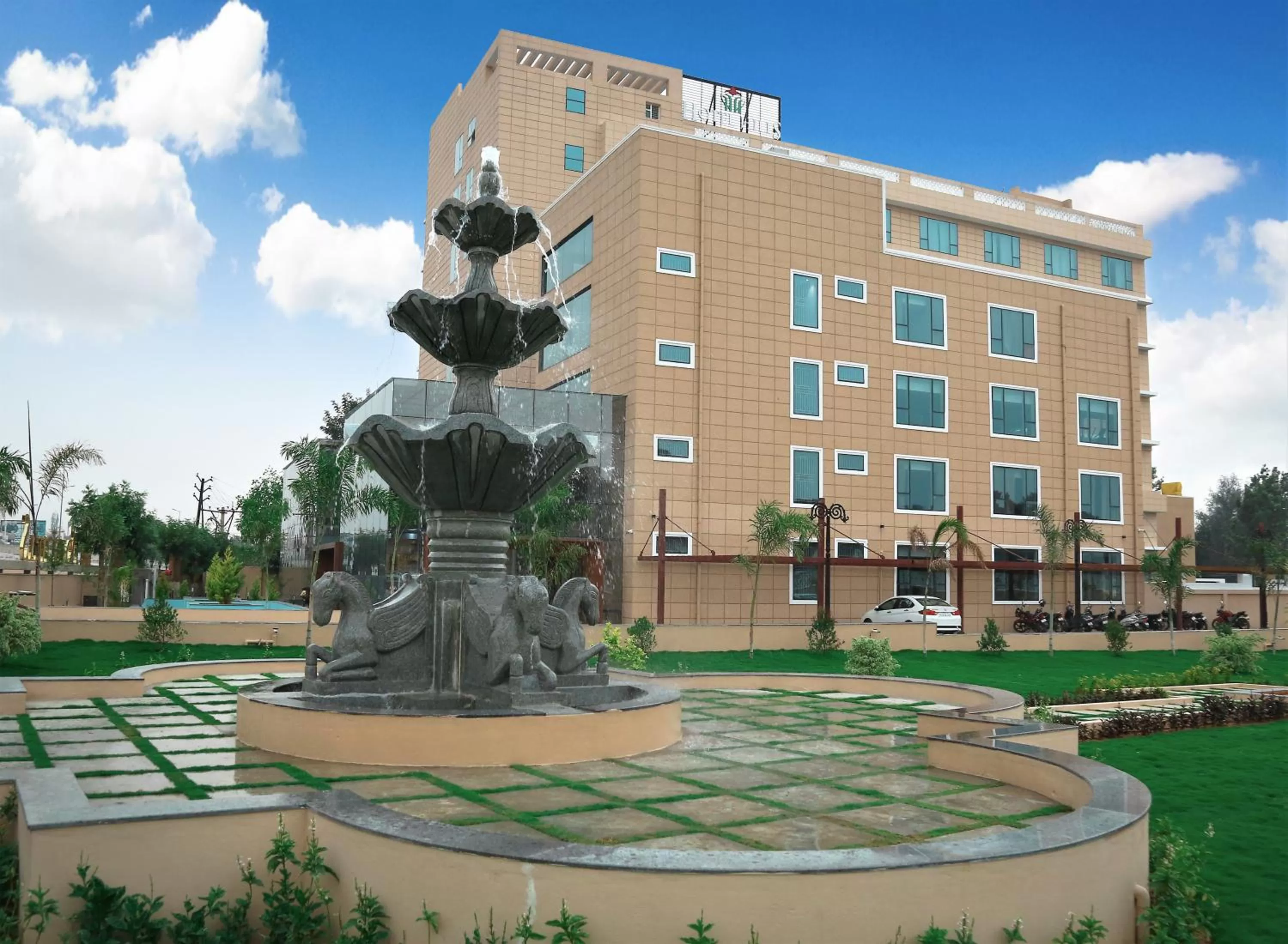 Property building in Hotel Hills