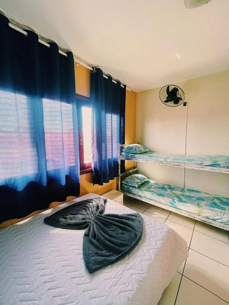 Bed in Hostel e Pousada Bahia Beach