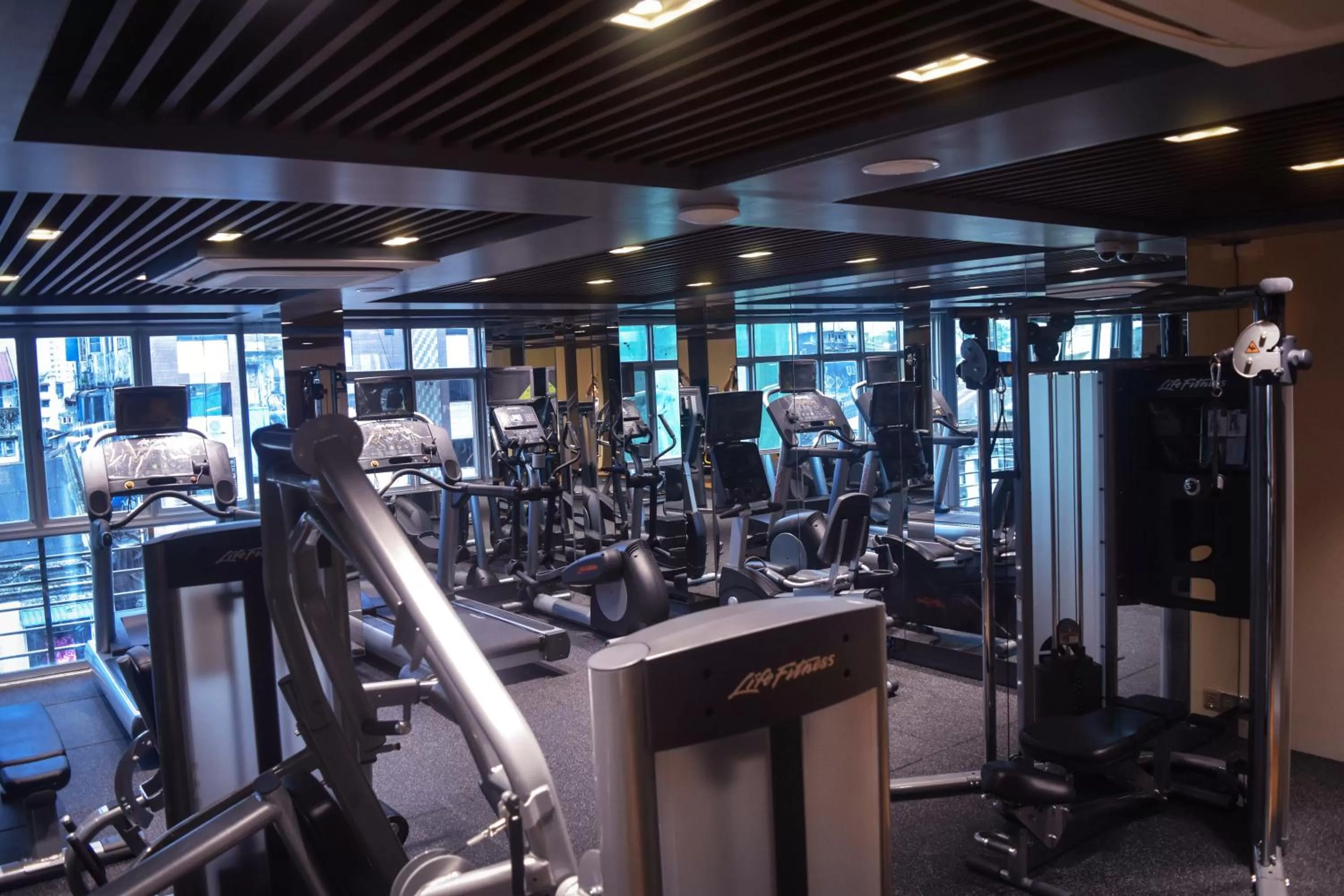 Fitness centre/facilities in Best Western Chinatown Hotel