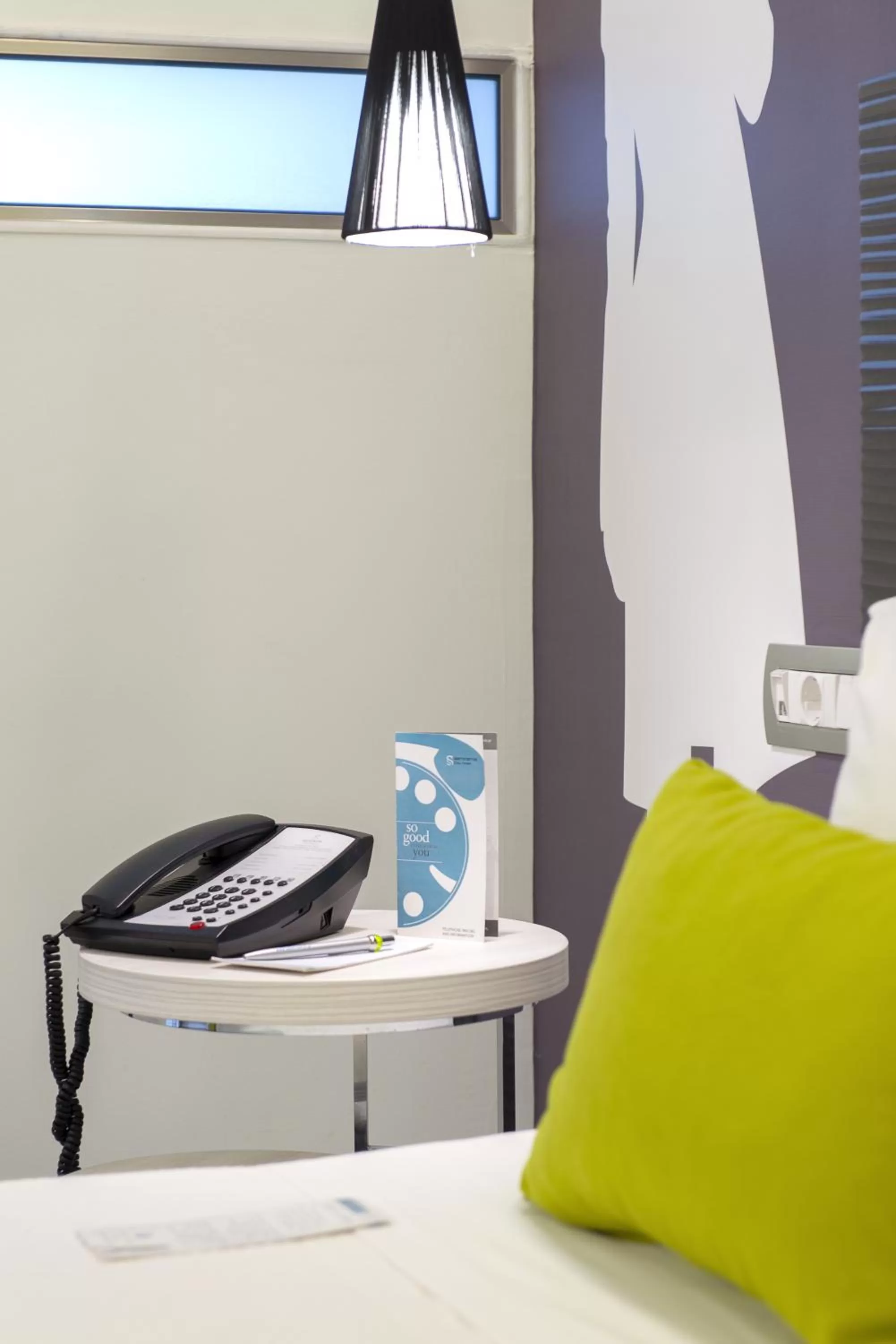 Decorative detail, Bed in Semiramis City Hotel