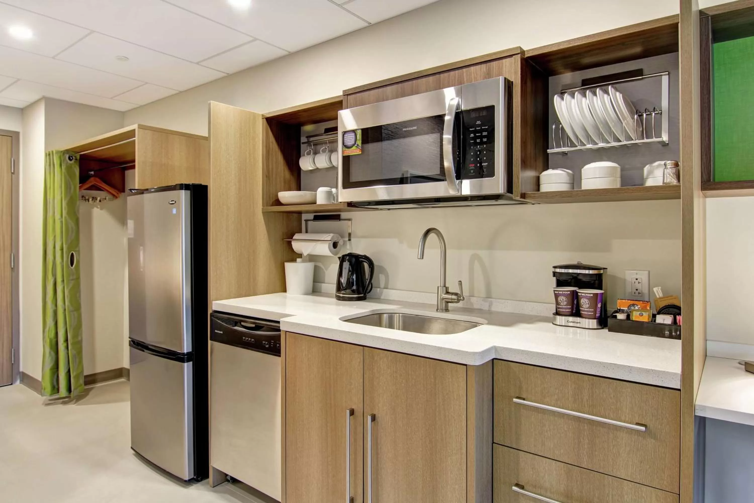 Kitchen or kitchenette in Home2 Suites By Hilton Montreal Dorval