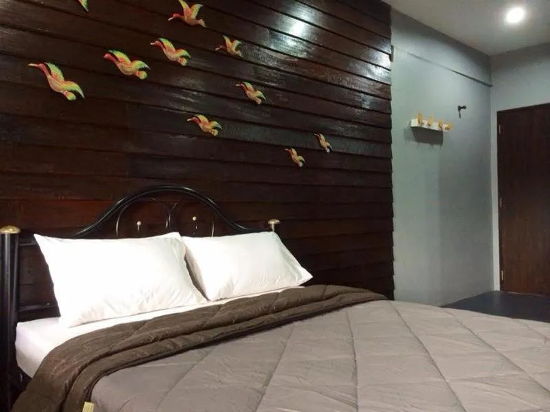 Bed in K Guesthouse Adults only