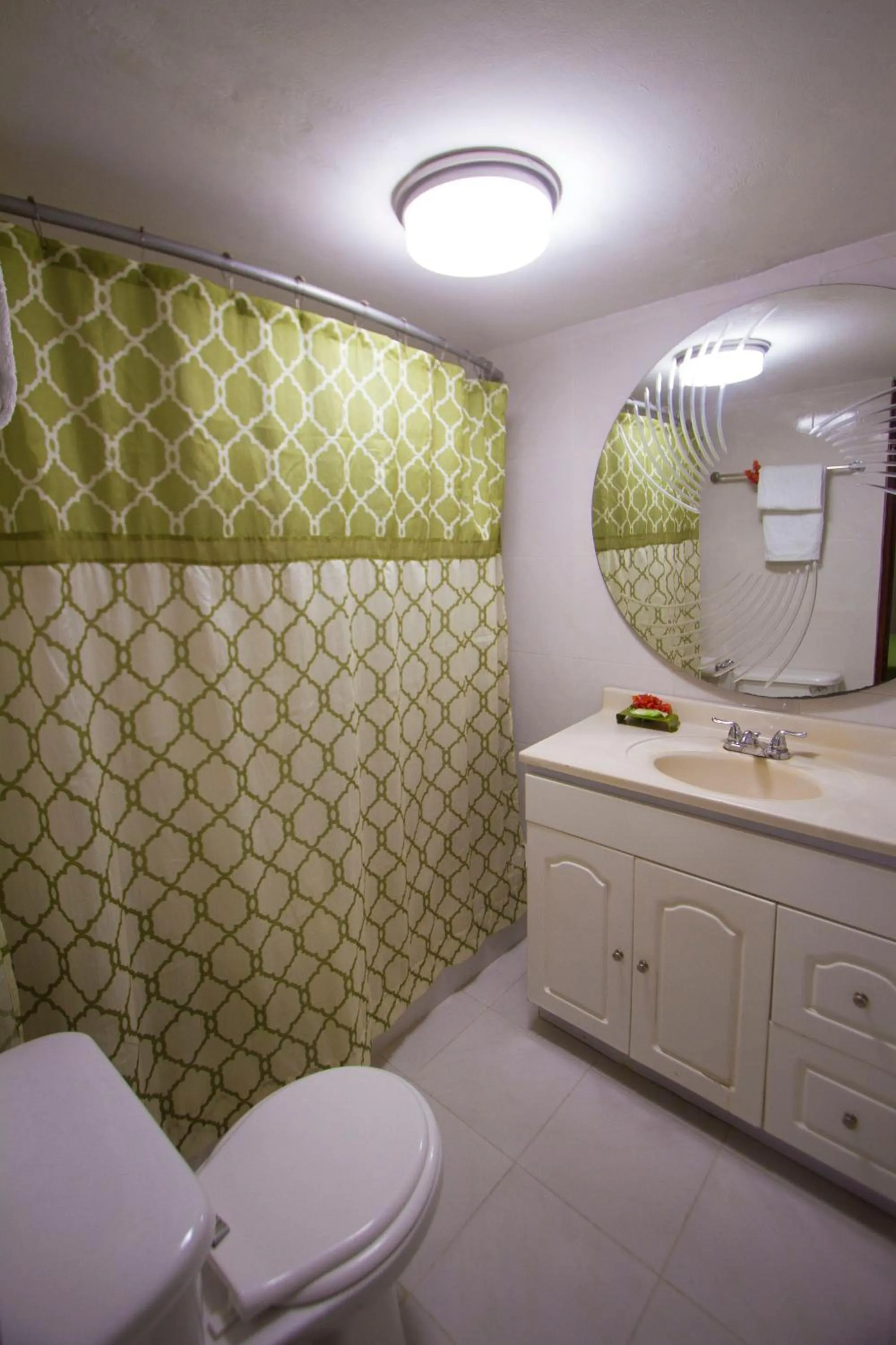 Bathroom in Ideal Villa Hotel