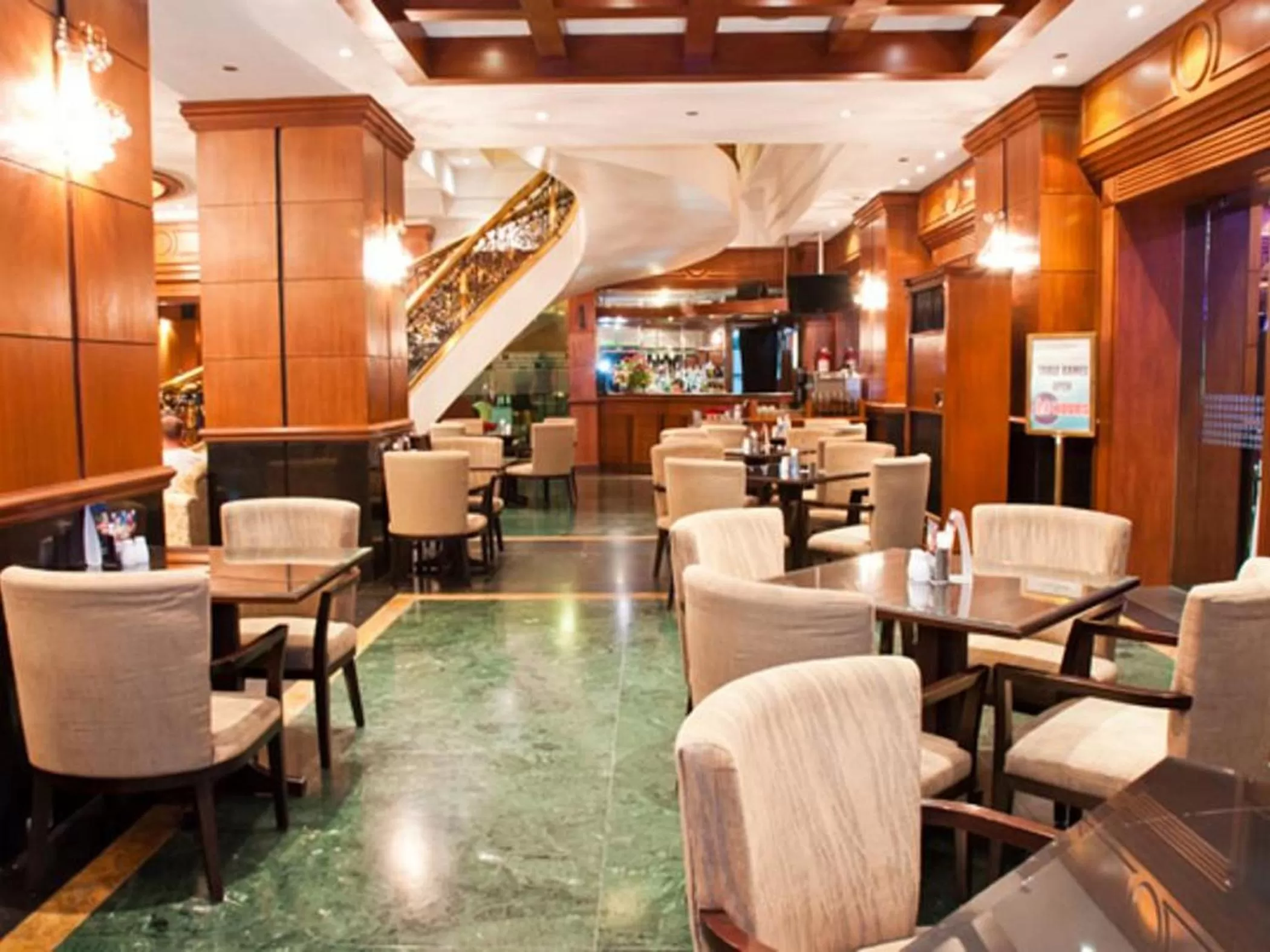 Restaurant/places to eat in CityState Tower Hotel