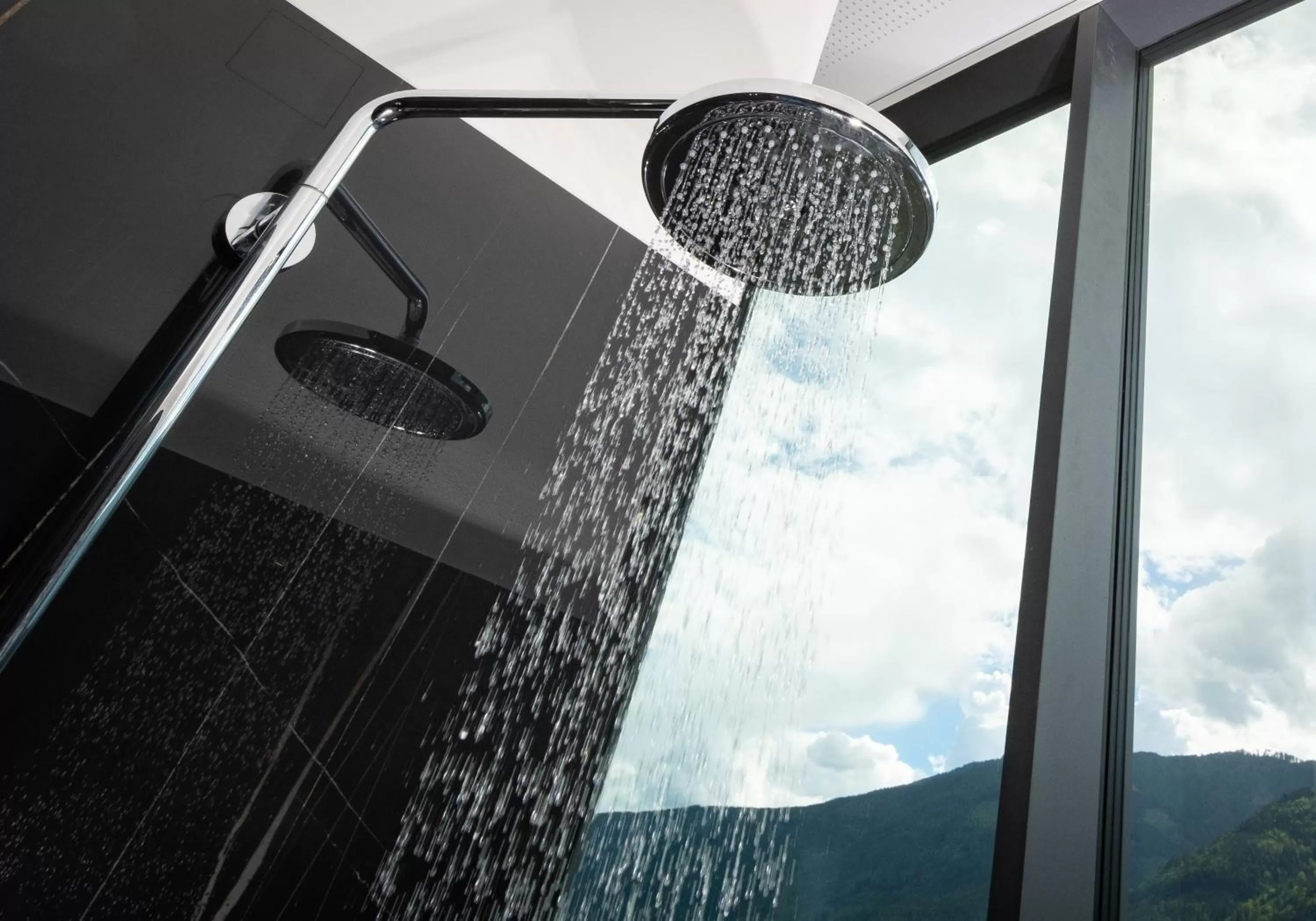 Shower, Bathroom in On The Way 24 - Sauna & Golfsimulator inklusive