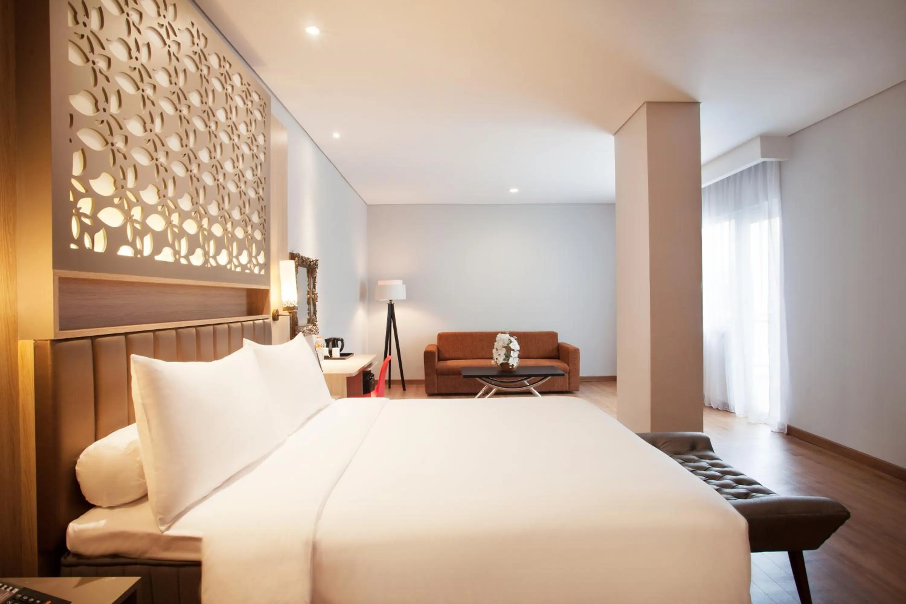 Coffee/tea facilities, Bed in ibis Styles Cikarang