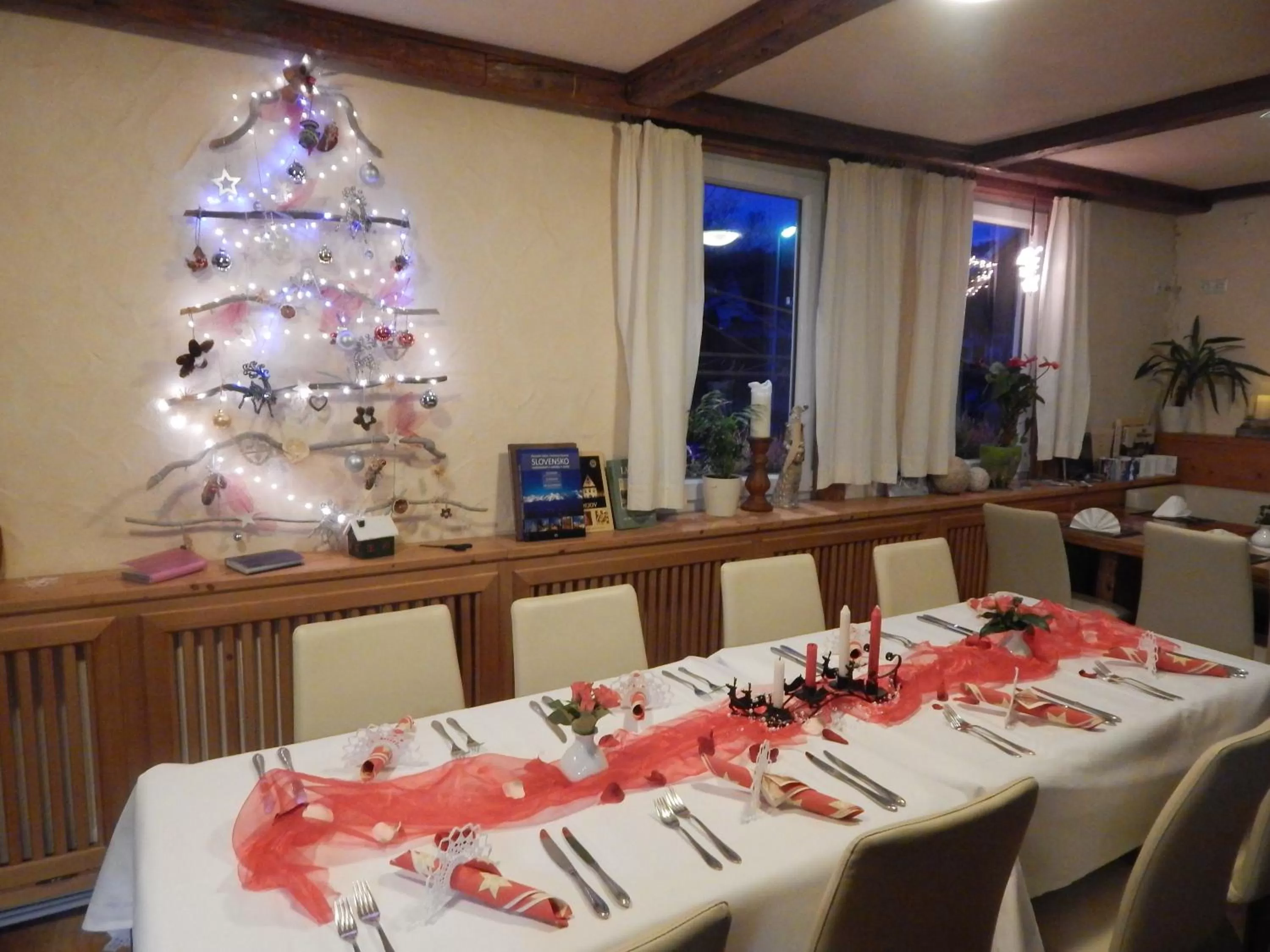 Dining area in Alb Hotel Schalksburg