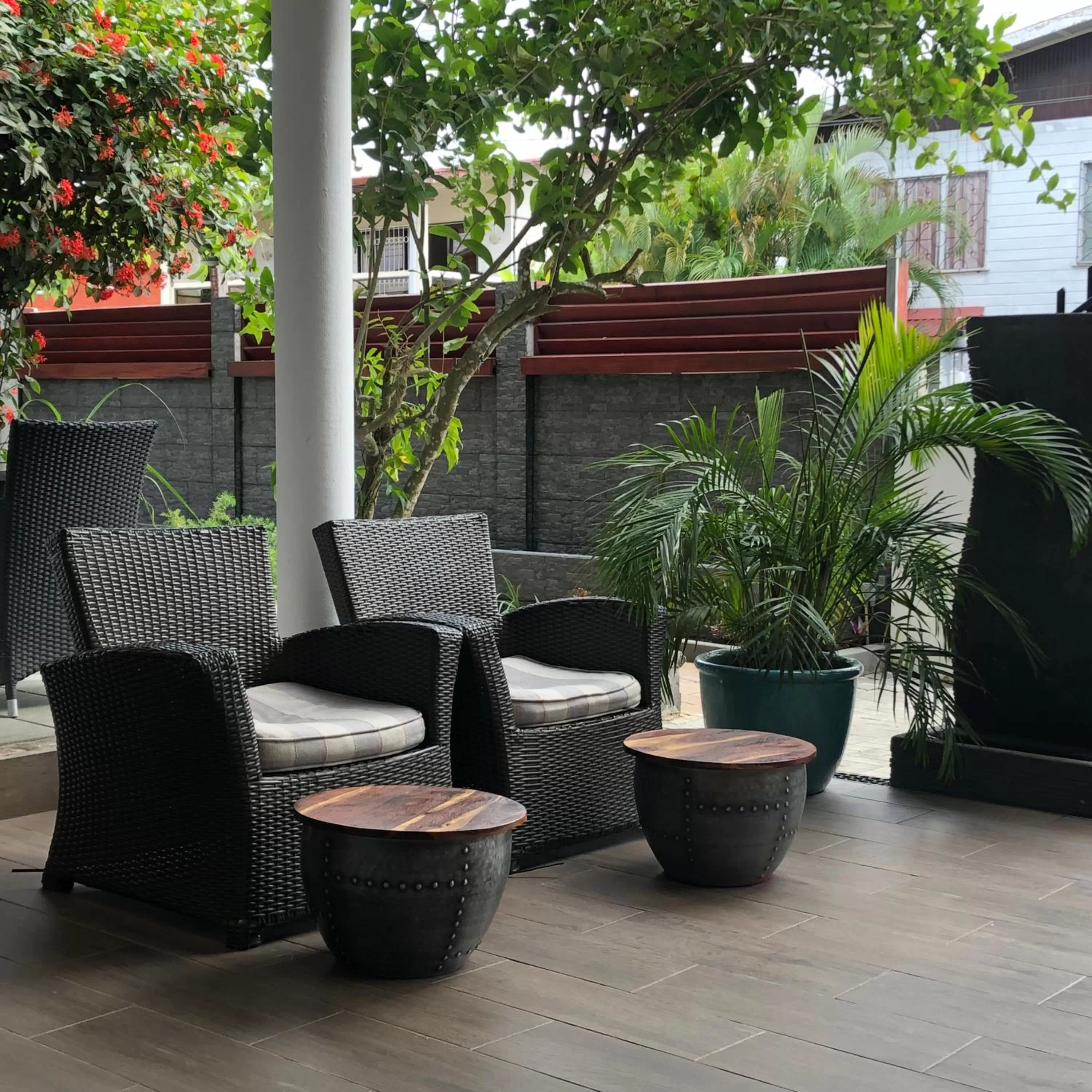 Seating area in Villa Famiri Boutique hotel