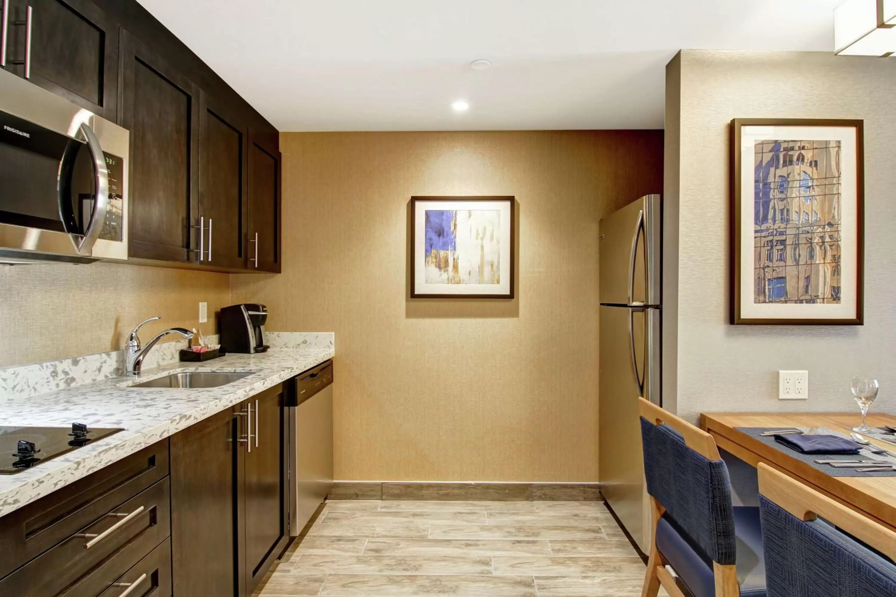 Kitchen or kitchenette in Homewood Suites By Hilton Ottawa Kanata