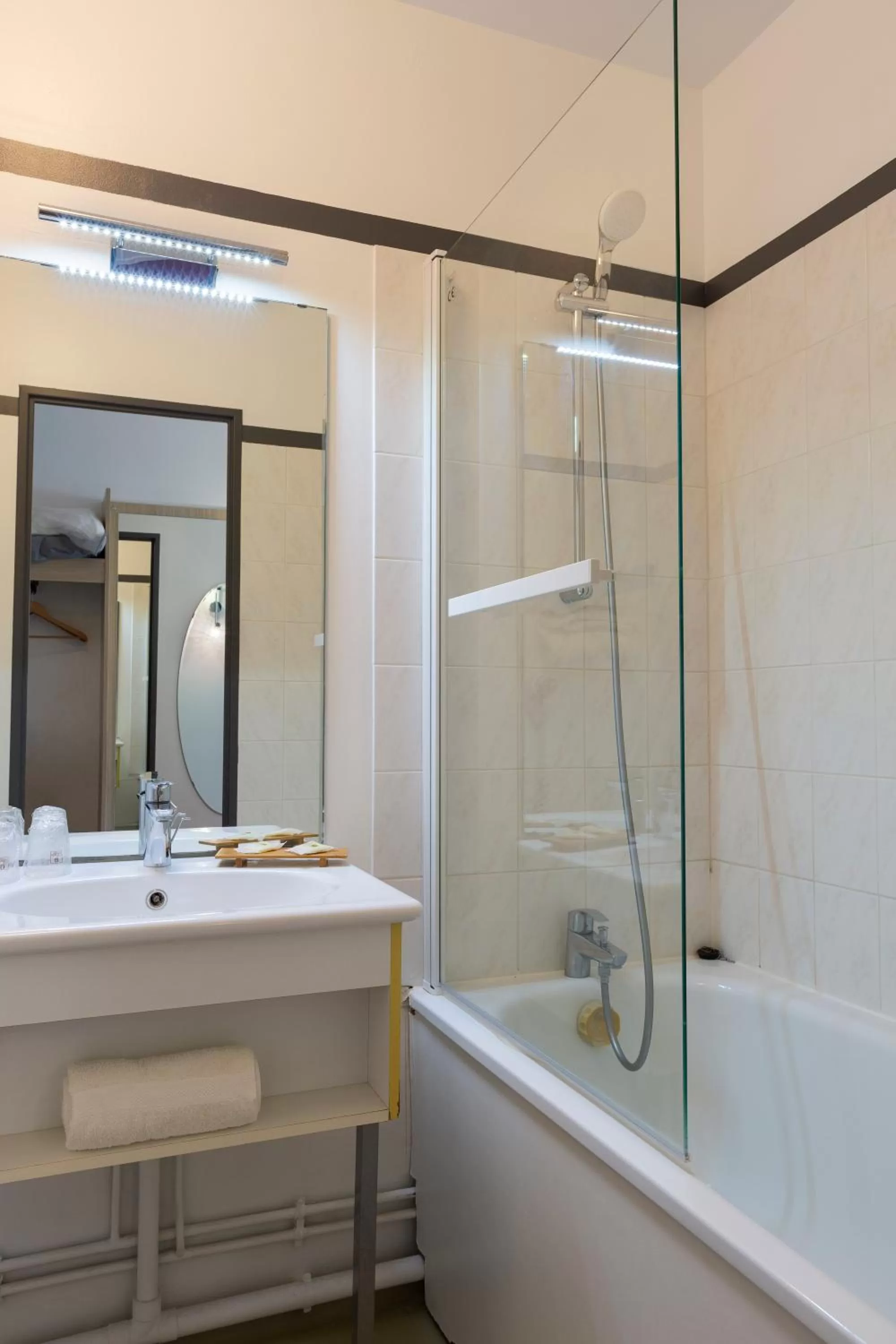 Bathroom in Logis Hotel Altina