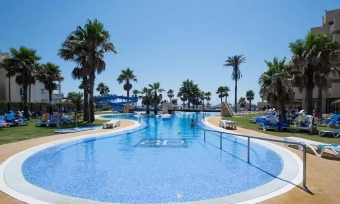 Swimming pool in AR Almerimar