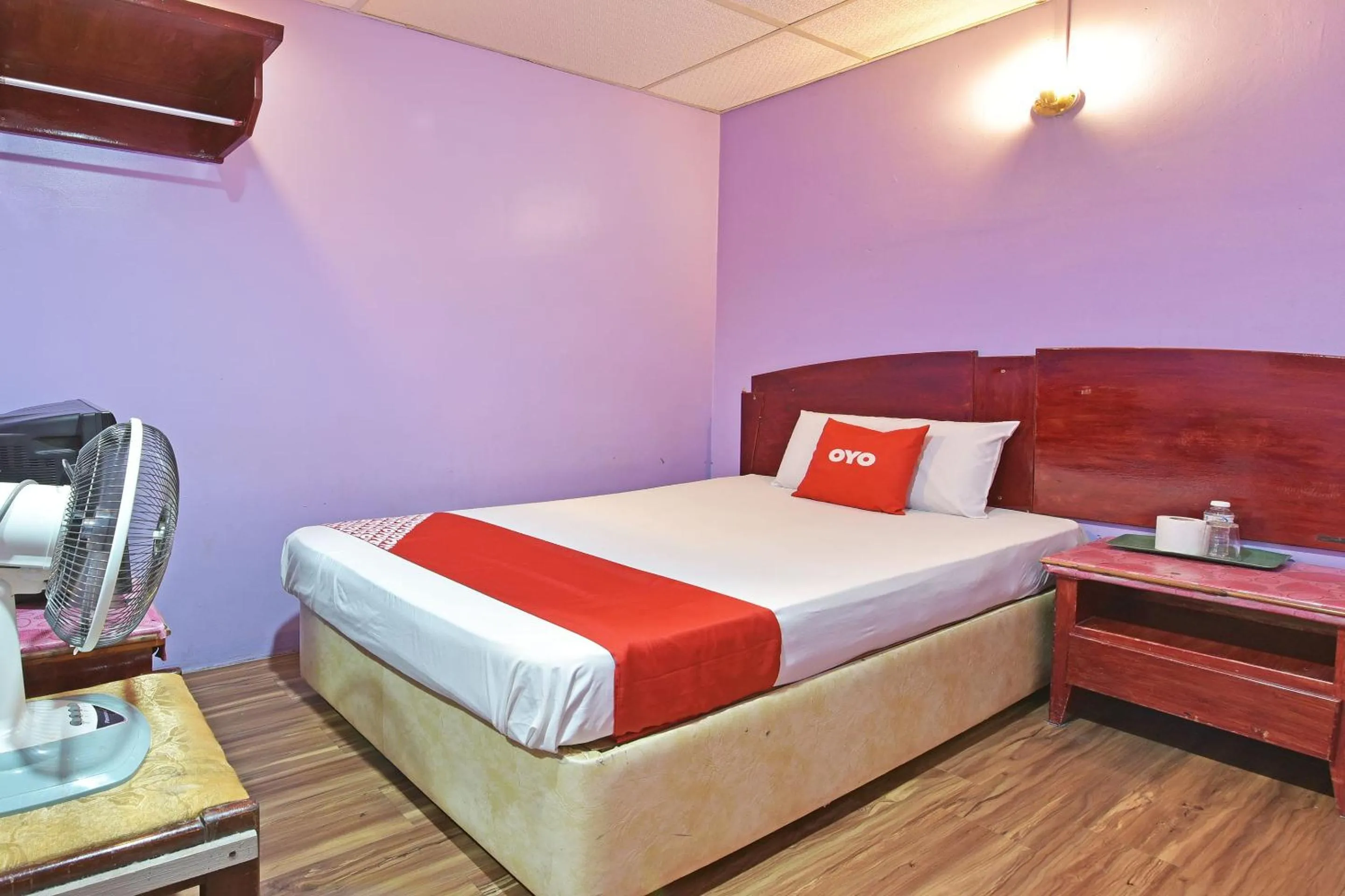 Bedroom, Bed in OYO 90846 Hotel Akasia