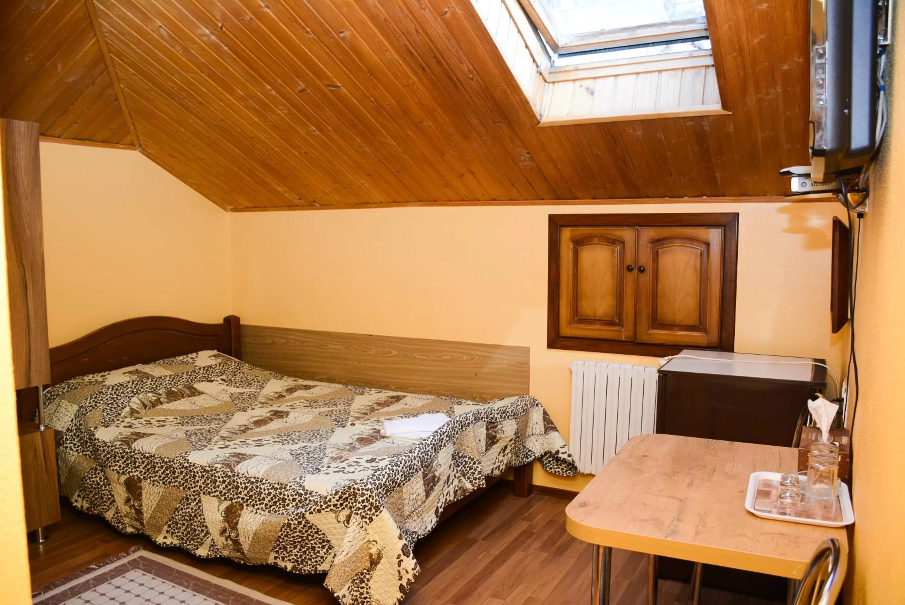 Property building, Bed in Bazar Motel