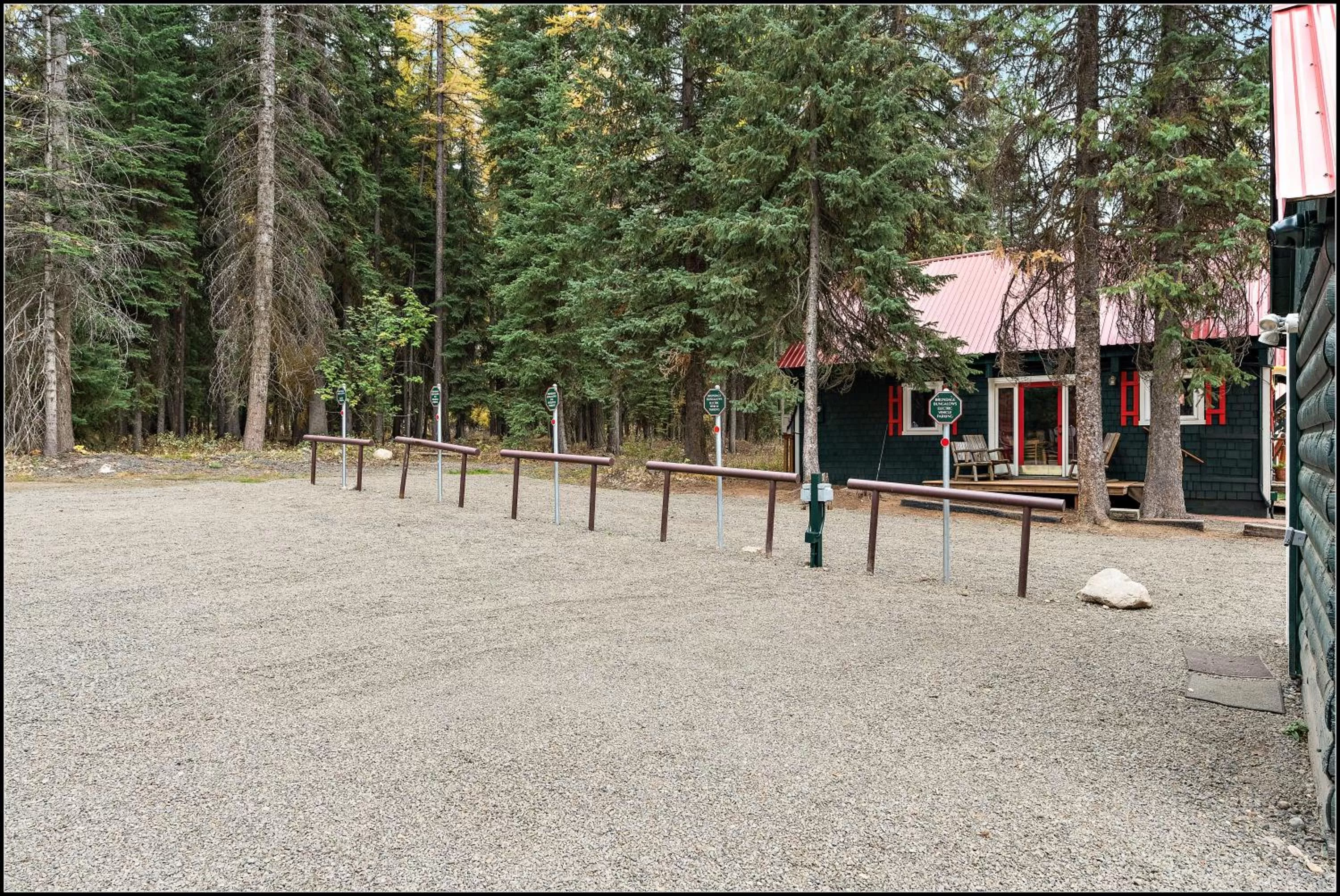 Property building in Brundage Bungalows