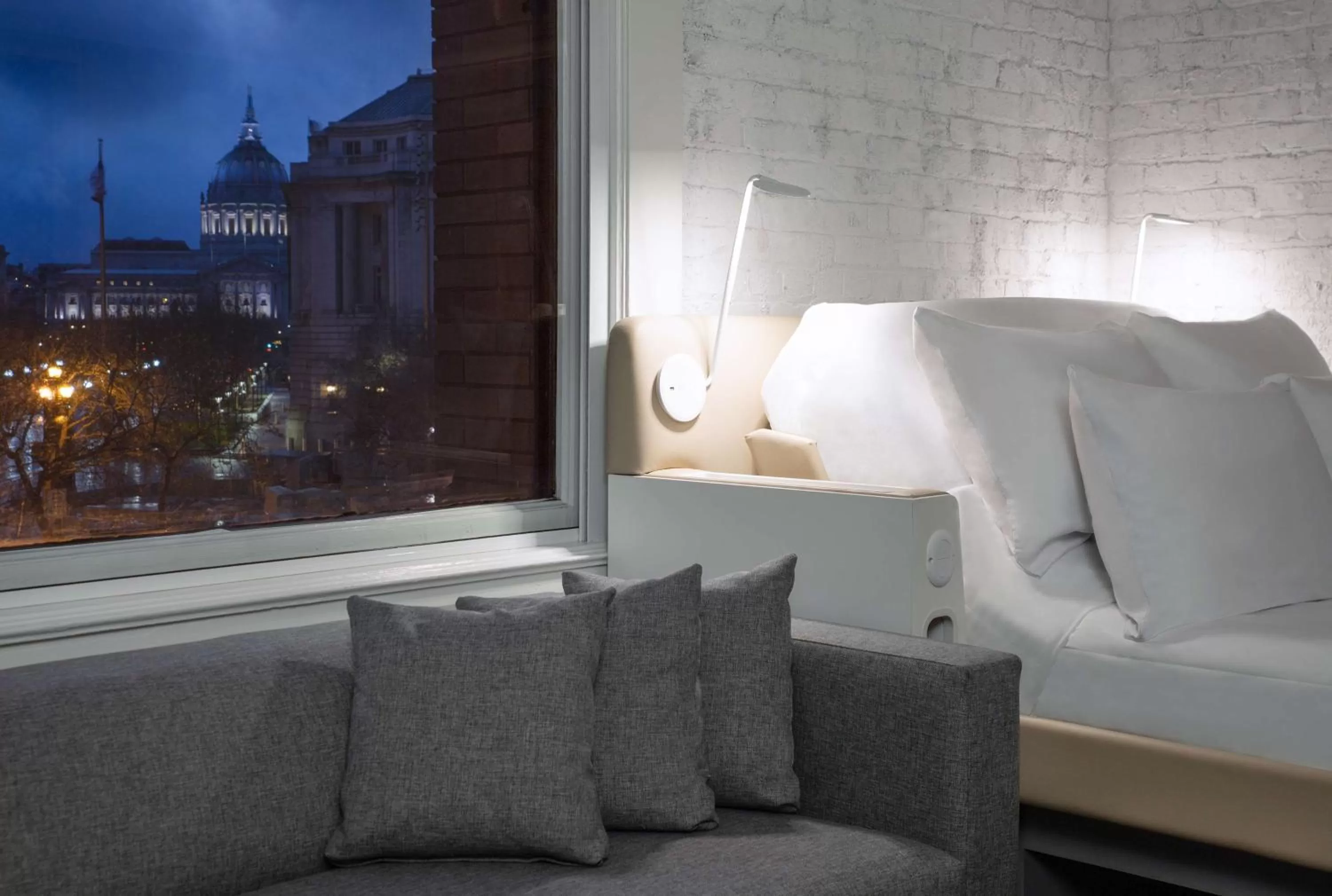 Night, Bed in Yotel San Francisco