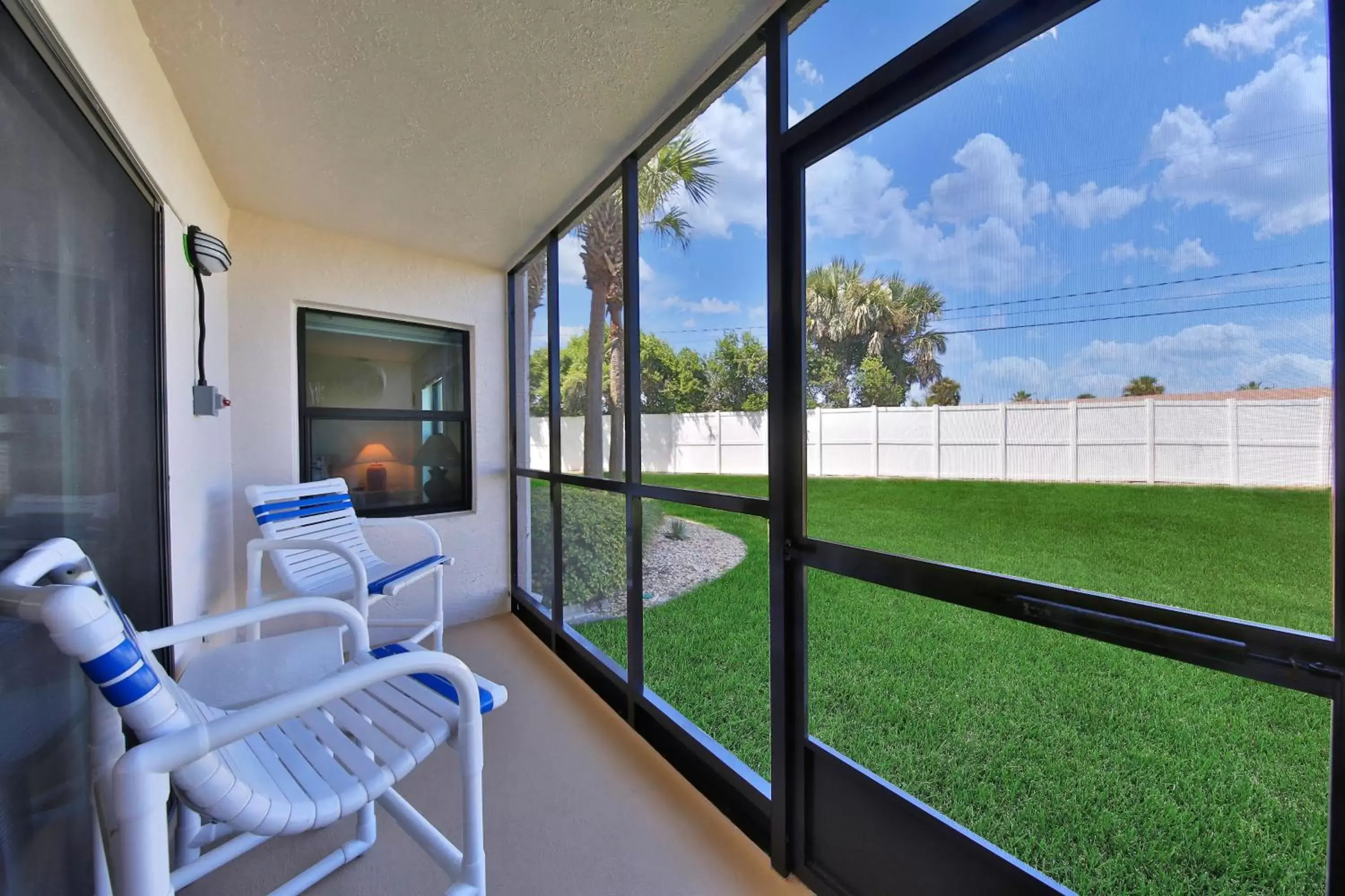 Balcony/Terrace in Ocean Village L15 Balcony/Terrace in Ocean Village L15