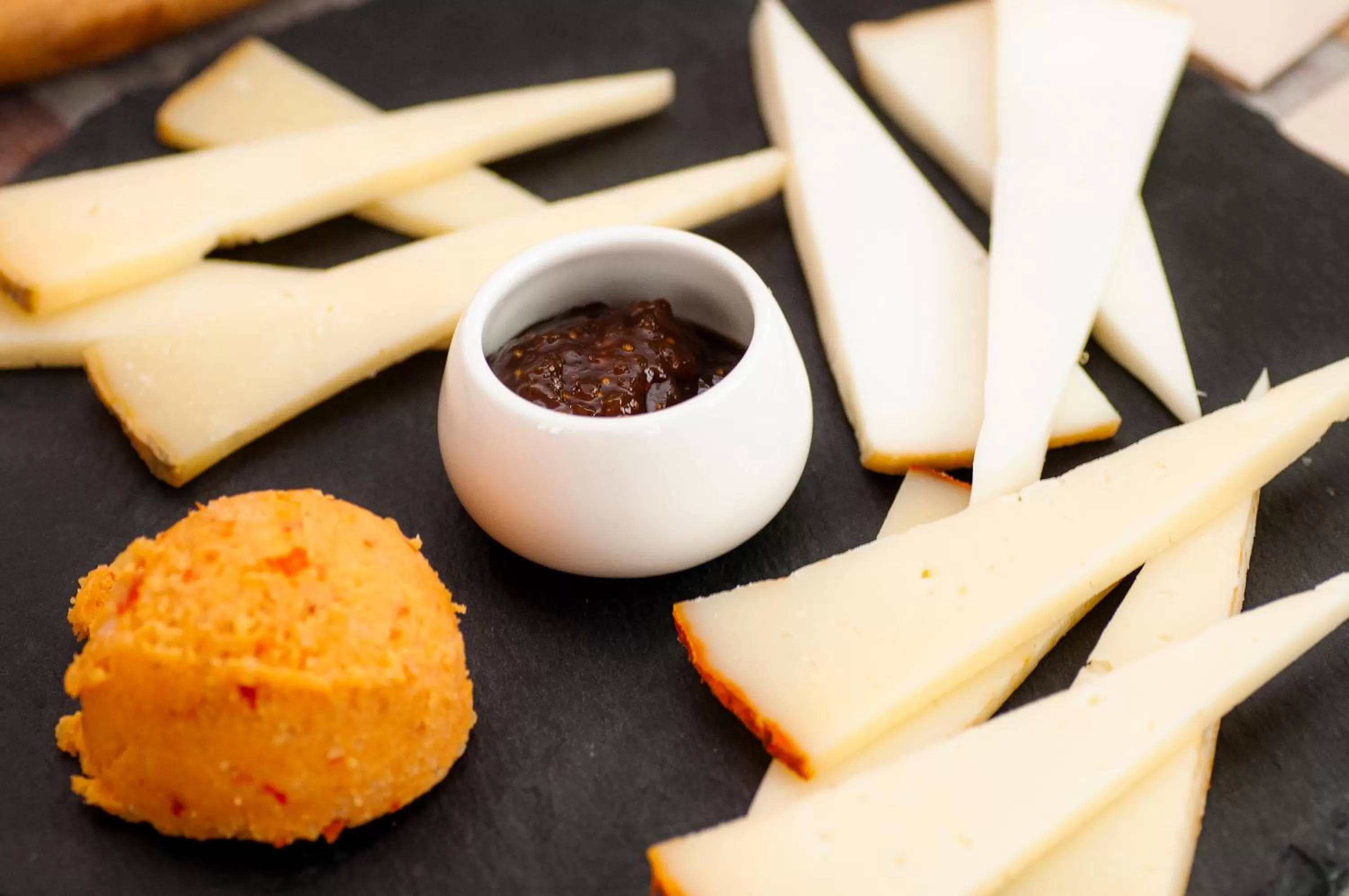 Restaurant/places to eat in Hotel El Tejar & Spa