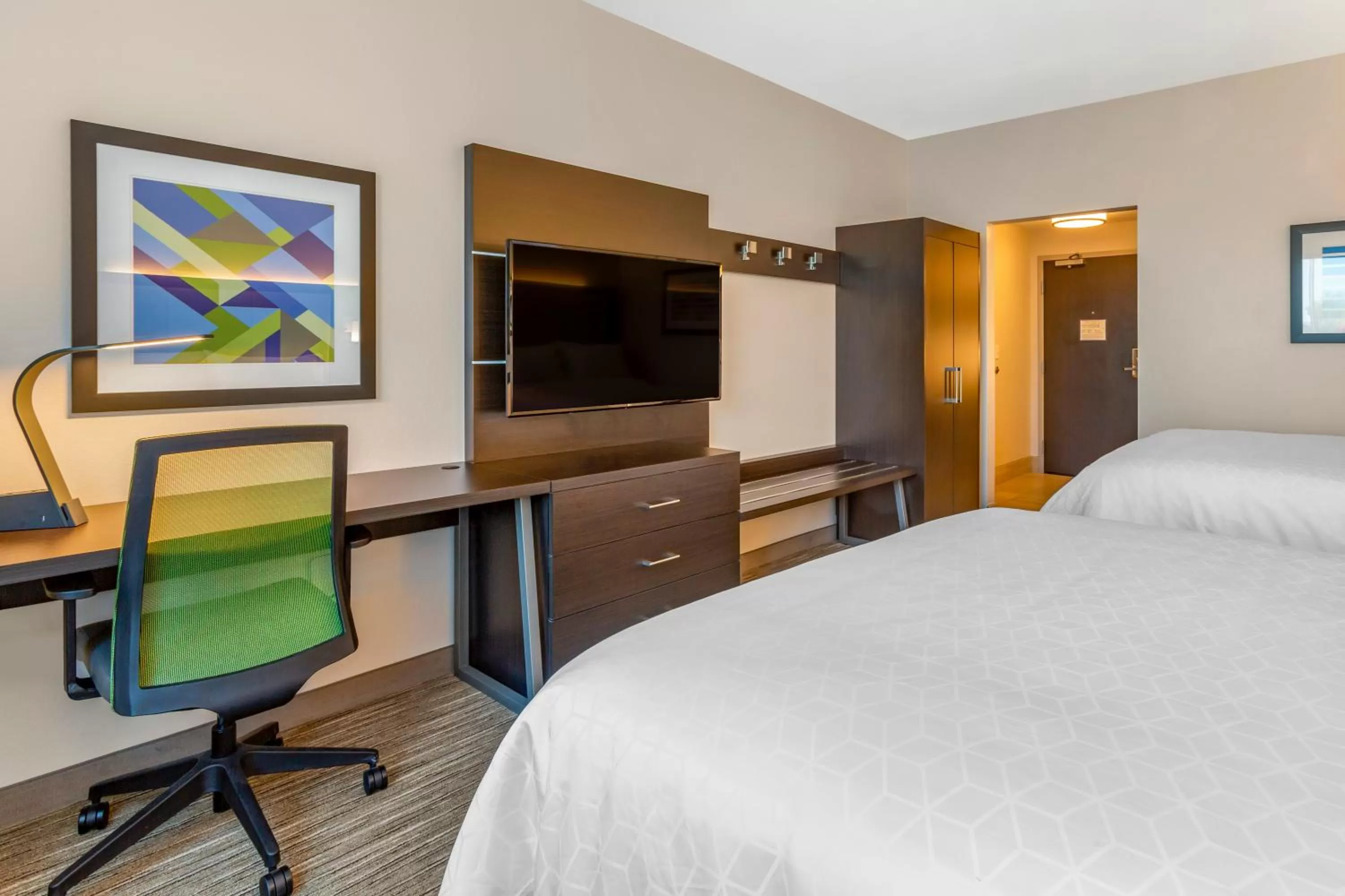 TV and multimedia, Bed in Holiday Inn Express & Suites - Phoenix Dwtn - State Capitol by IHG