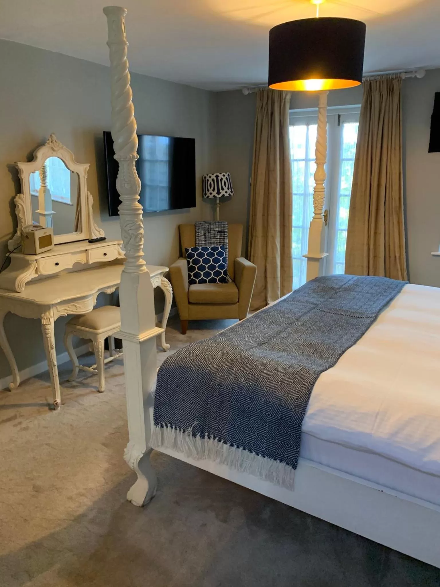 Bedroom in Boscundle Manor