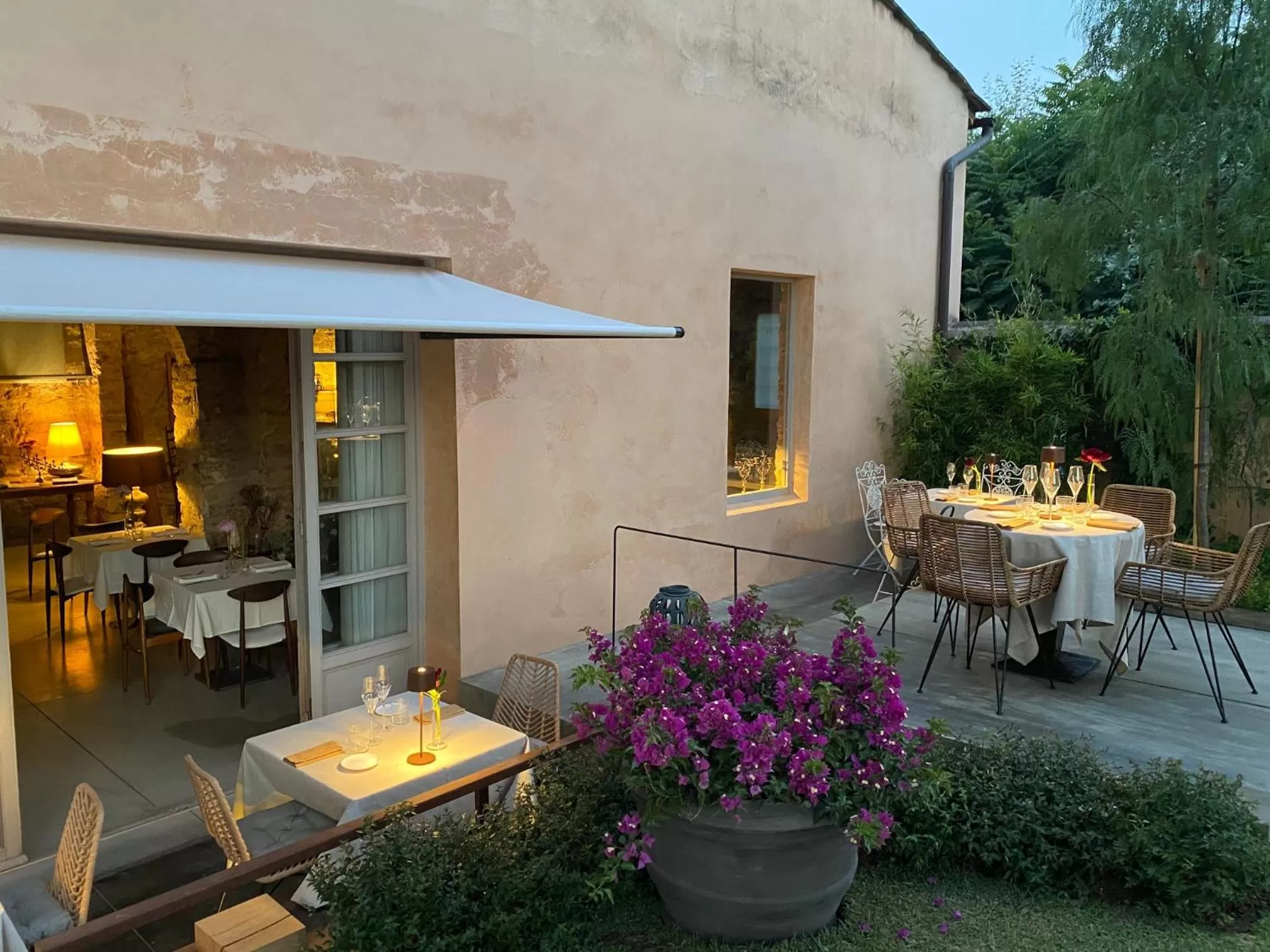 Restaurant/places to eat in Riva Lofts Florence