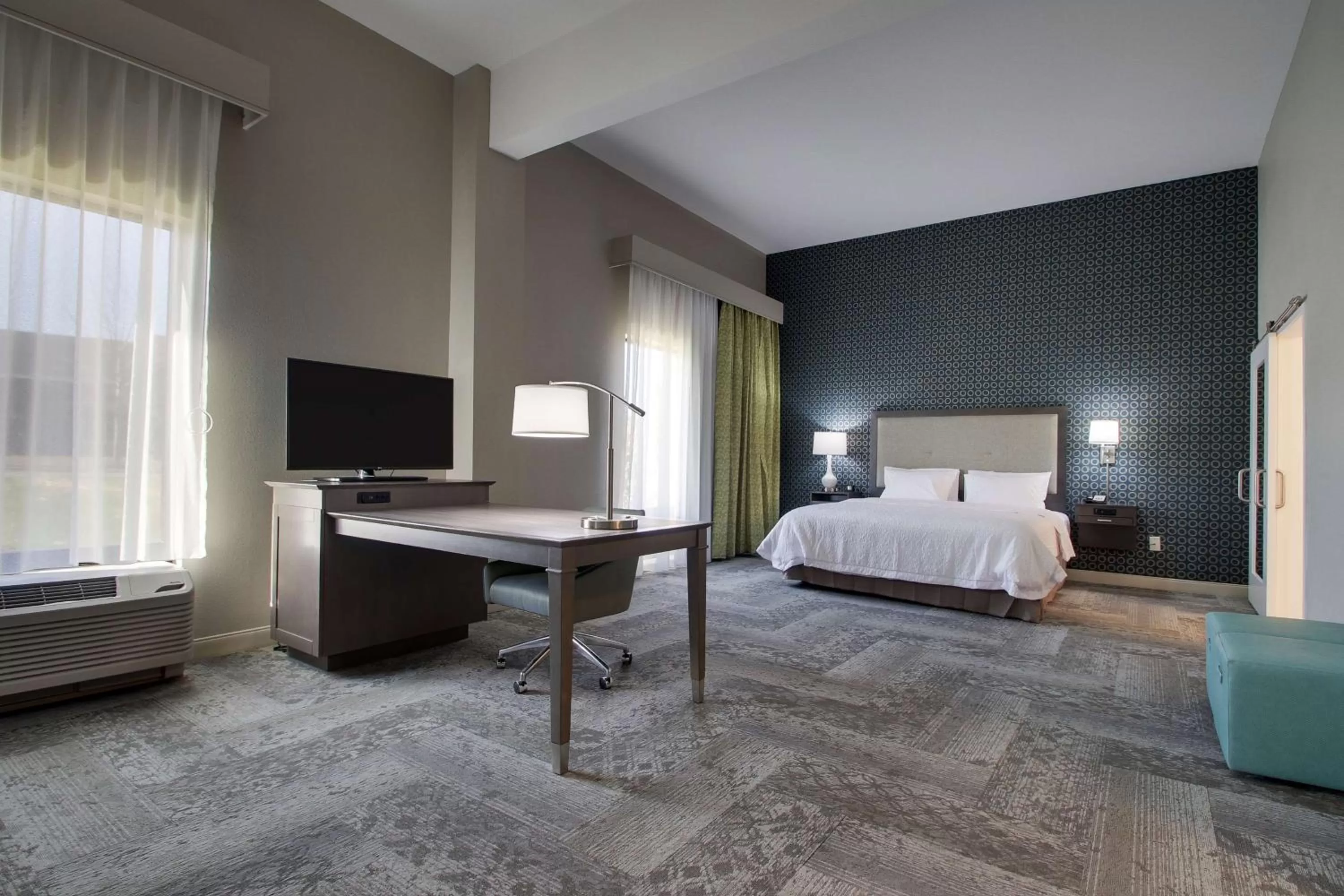 Bedroom, Bed in Hampton Inn & Suites By Hilton Knightdale Raleigh