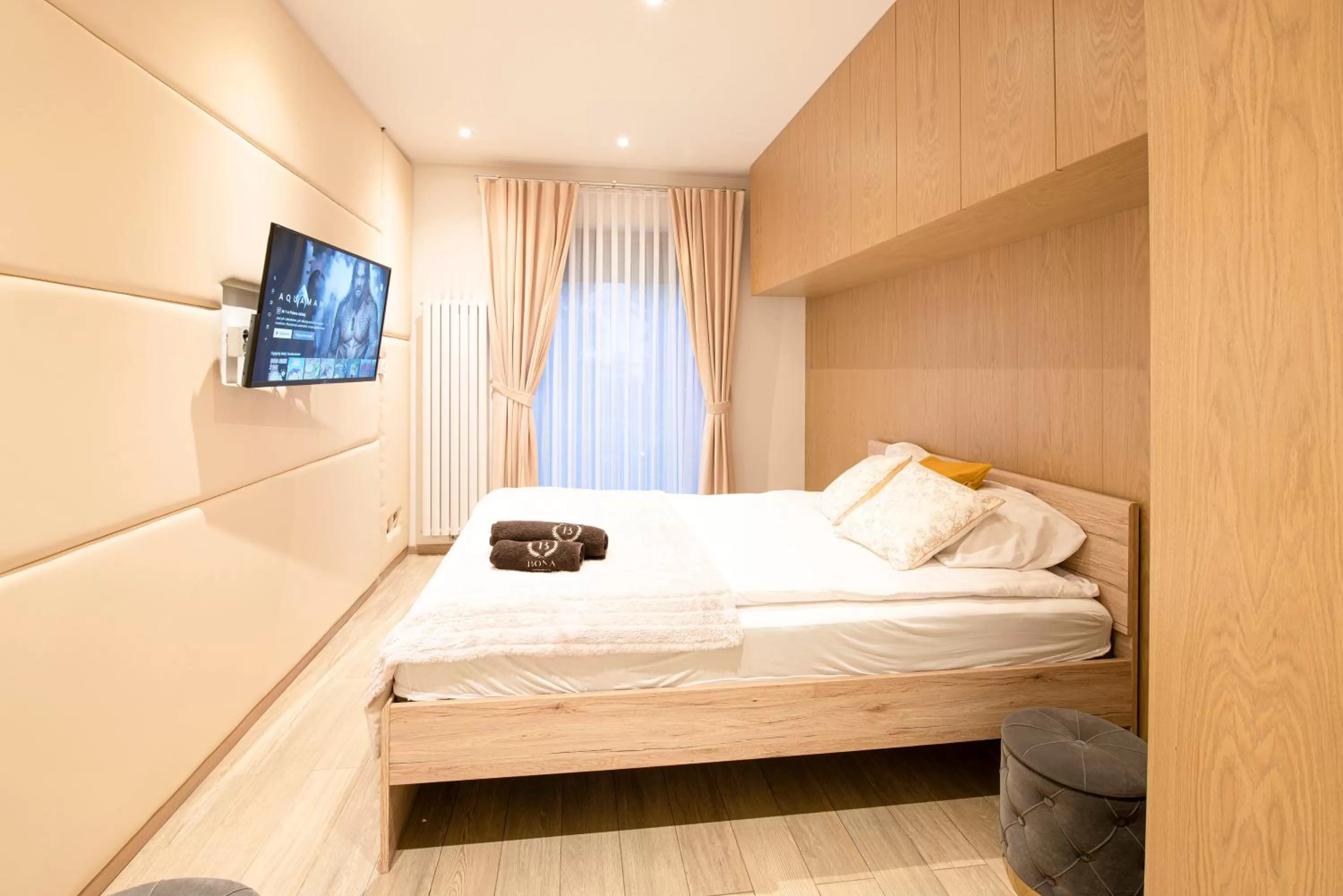 Bed in Jacuzzi SPA Prestige