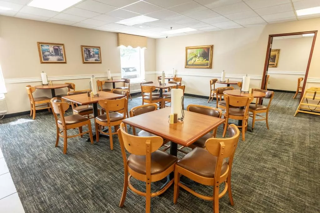 Seating area in Savannah House Hotel