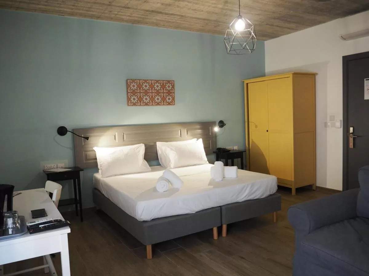 Bed in Chapter 5 Hotel