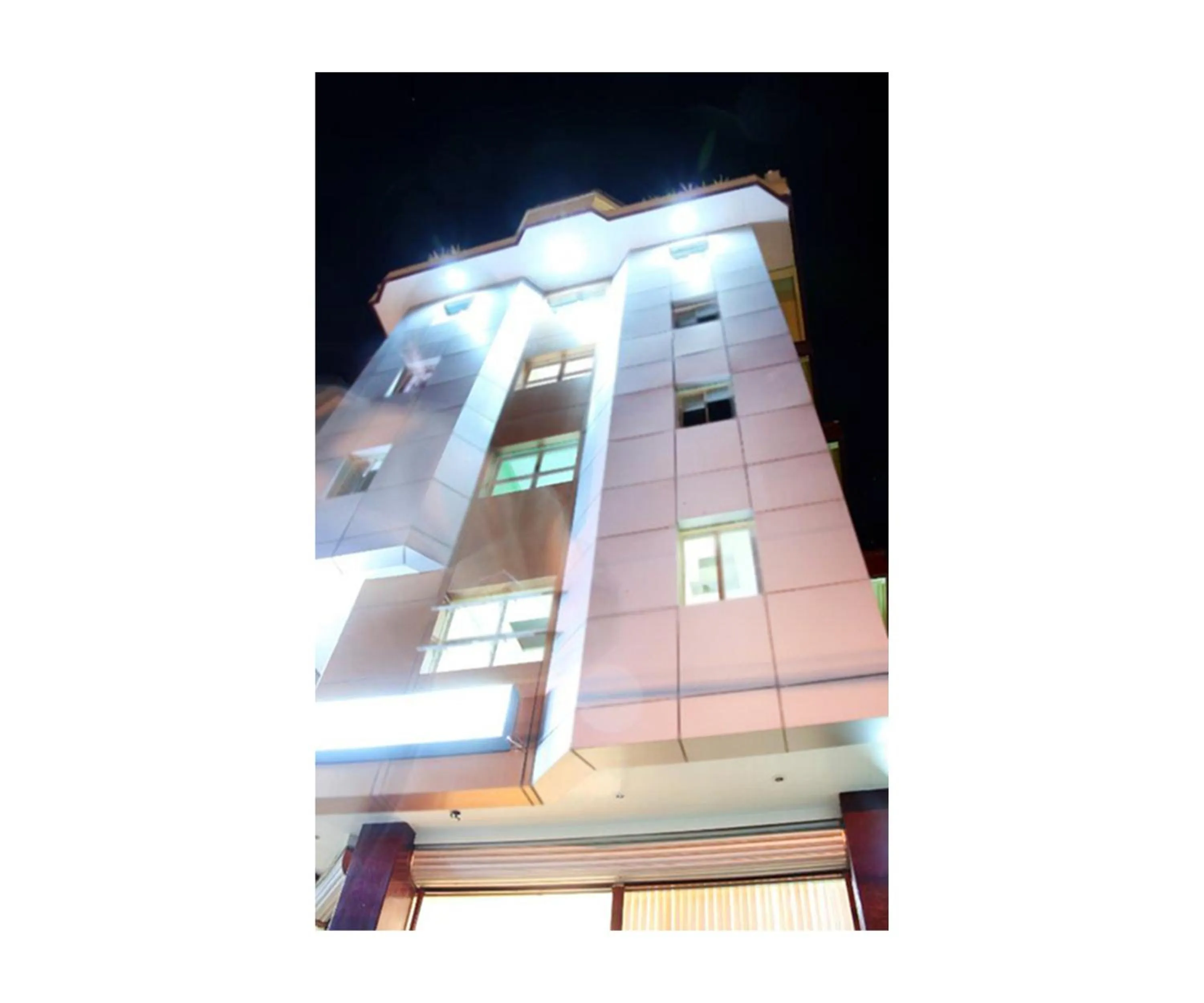 Facade/entrance in Allson's Inn