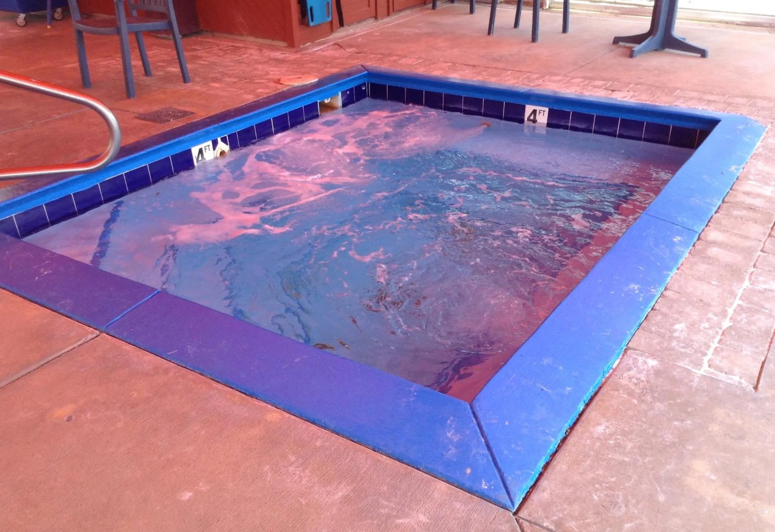 Swimming pool in Days Inn by Wyndham Mackinaw City - Lakeview