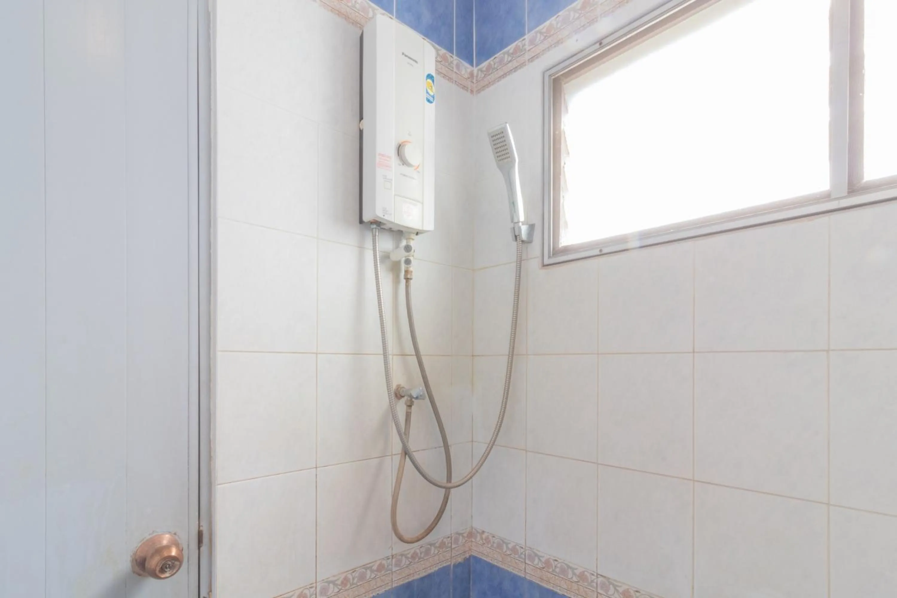 Bathroom in Rendezvous Oldtown Chiangmai