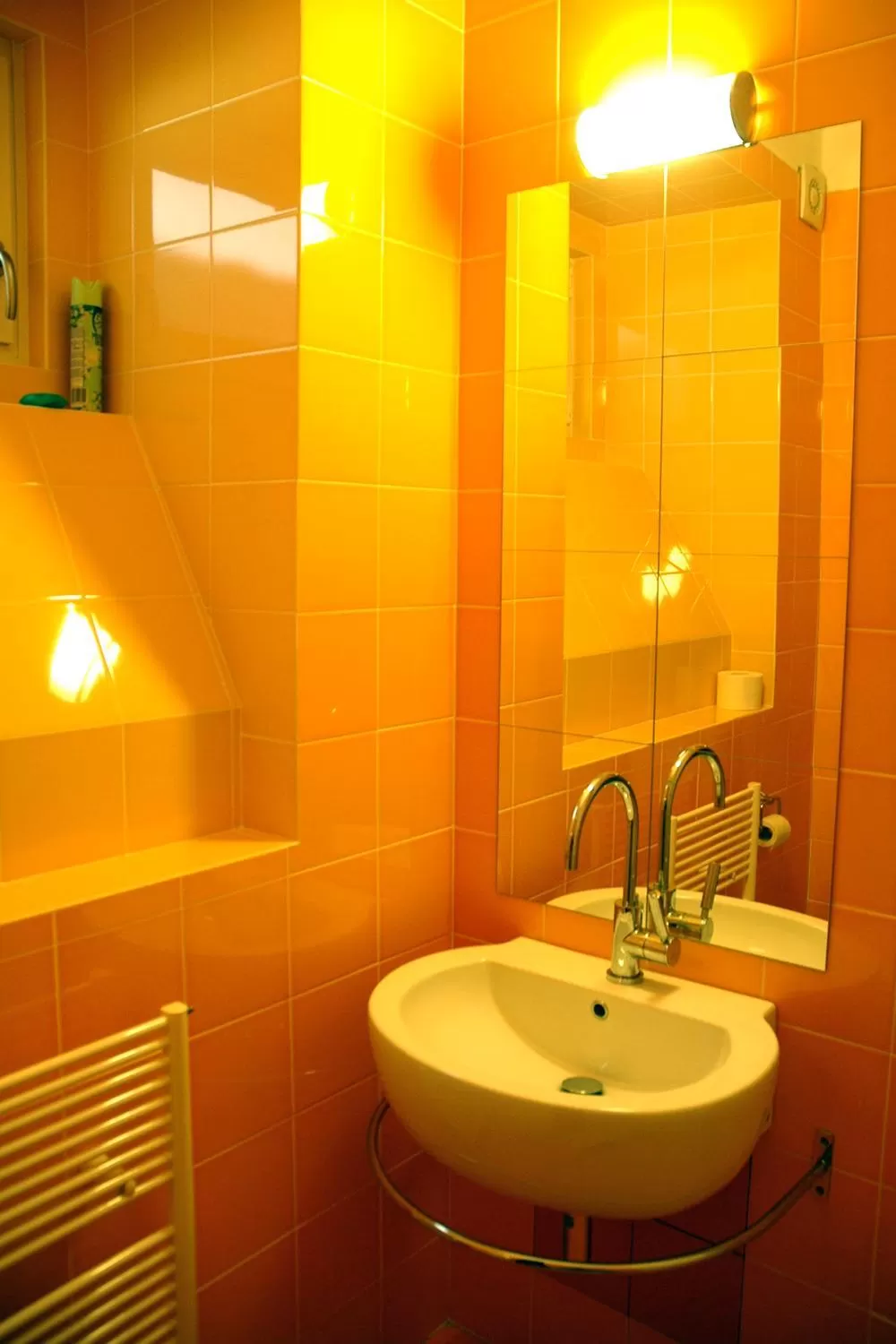 Bathroom in CASABELLA-LAGO MAGGIORE