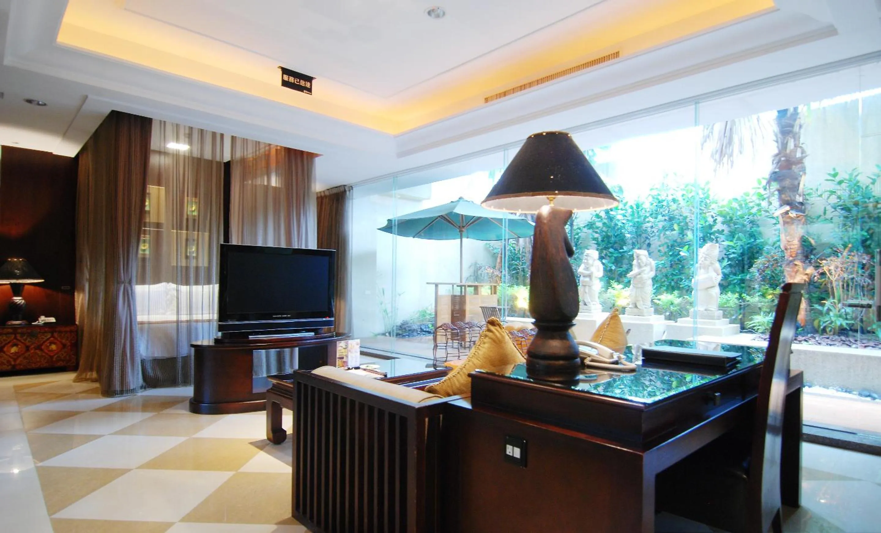 Photo of the whole room in Yes Motel