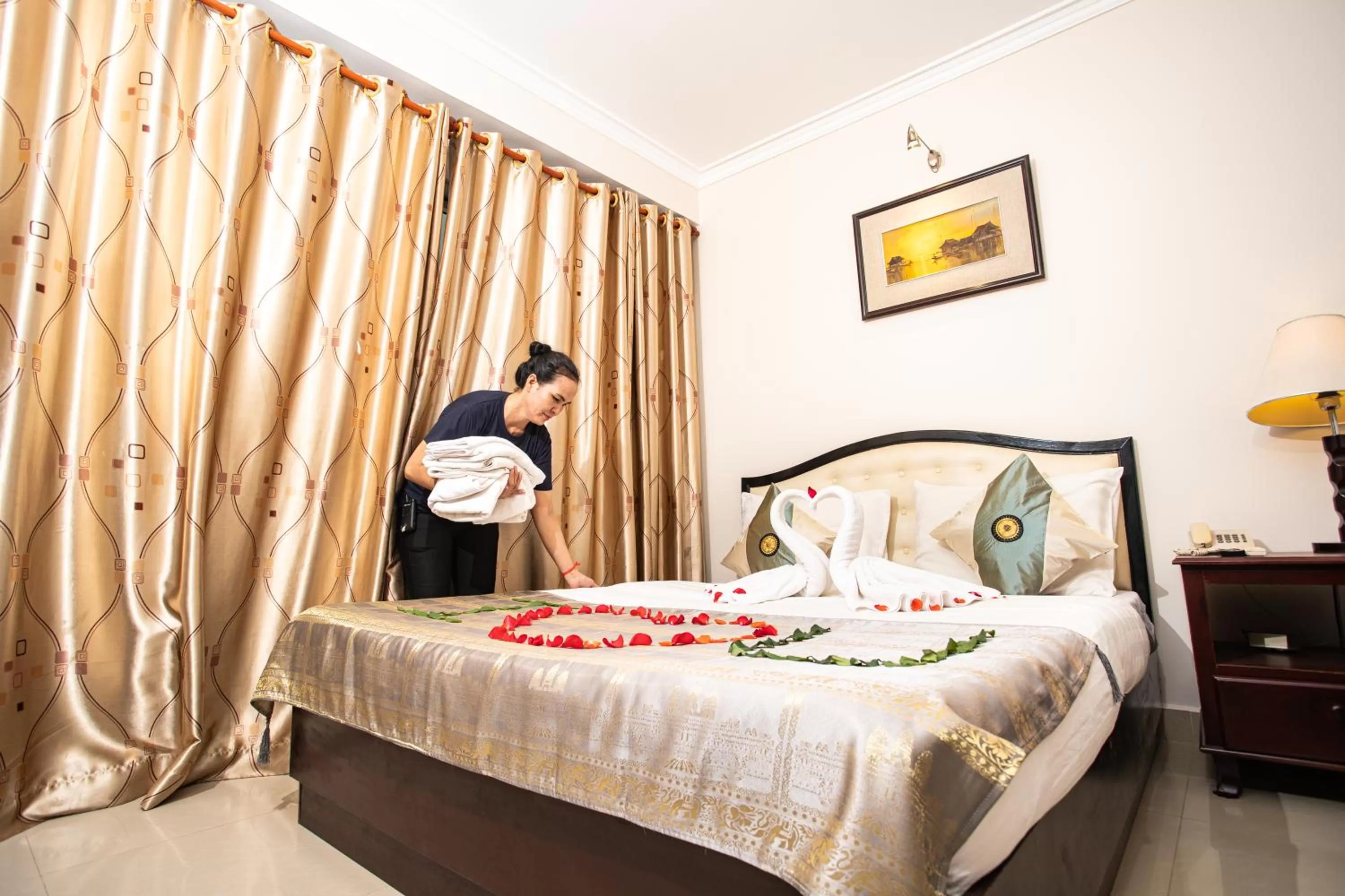 Bed in Silver Mounts Hotel