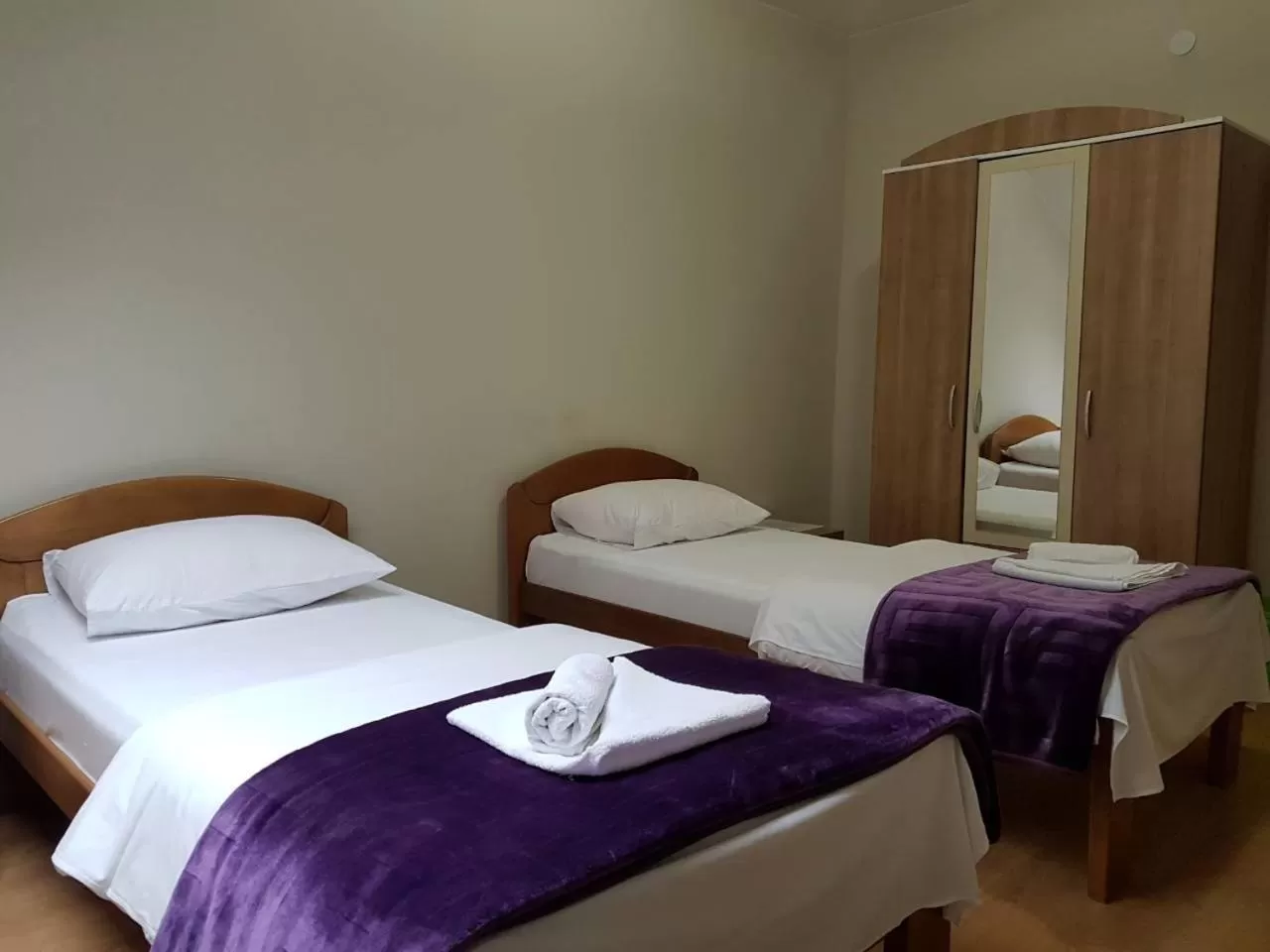 Bed in OSTROG Aparthotel KOLIBA-VLASTNIŠTVO MANASTIRA OSTROG