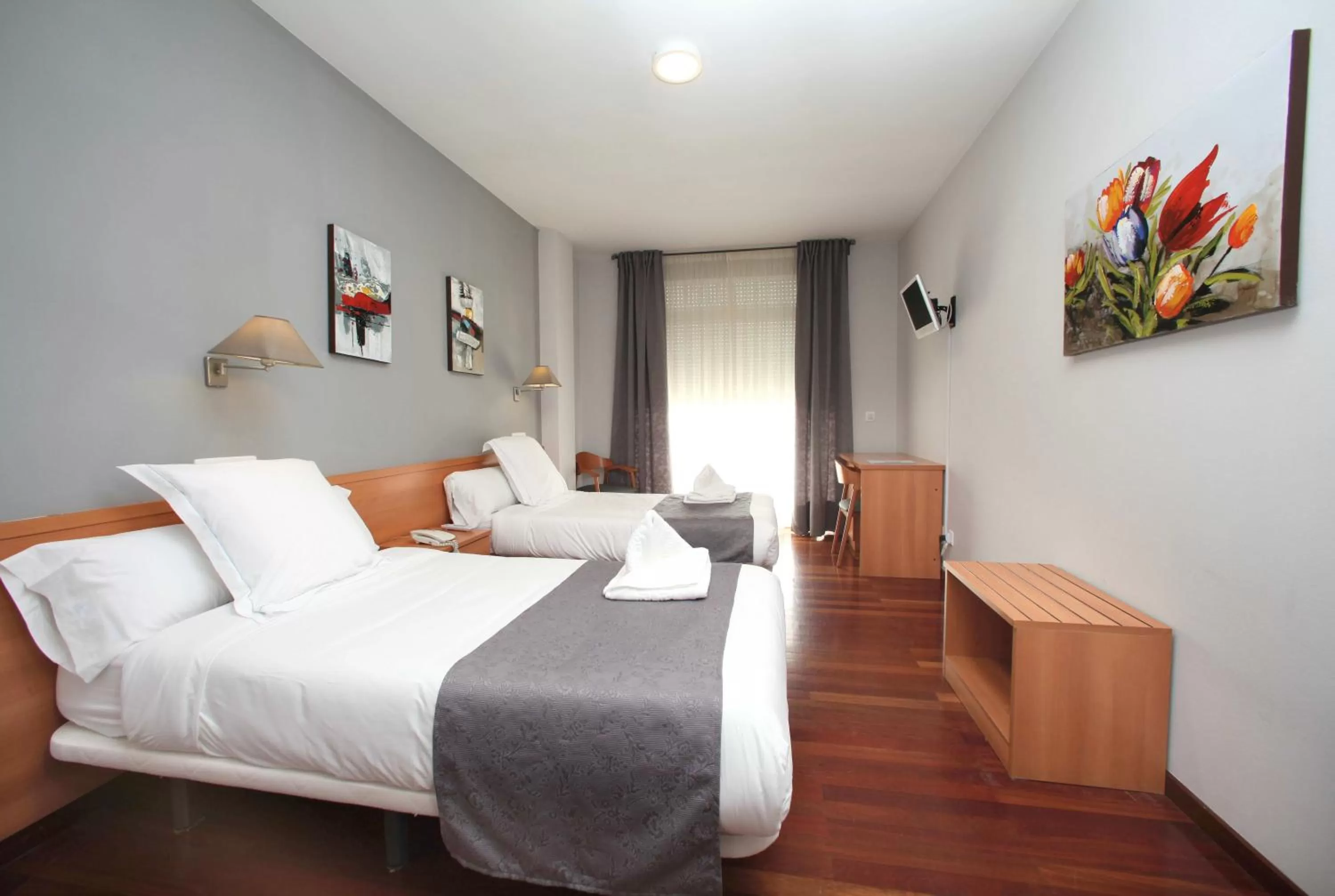 Photo of the whole room, Bed in Hotel Ribeira Sacra