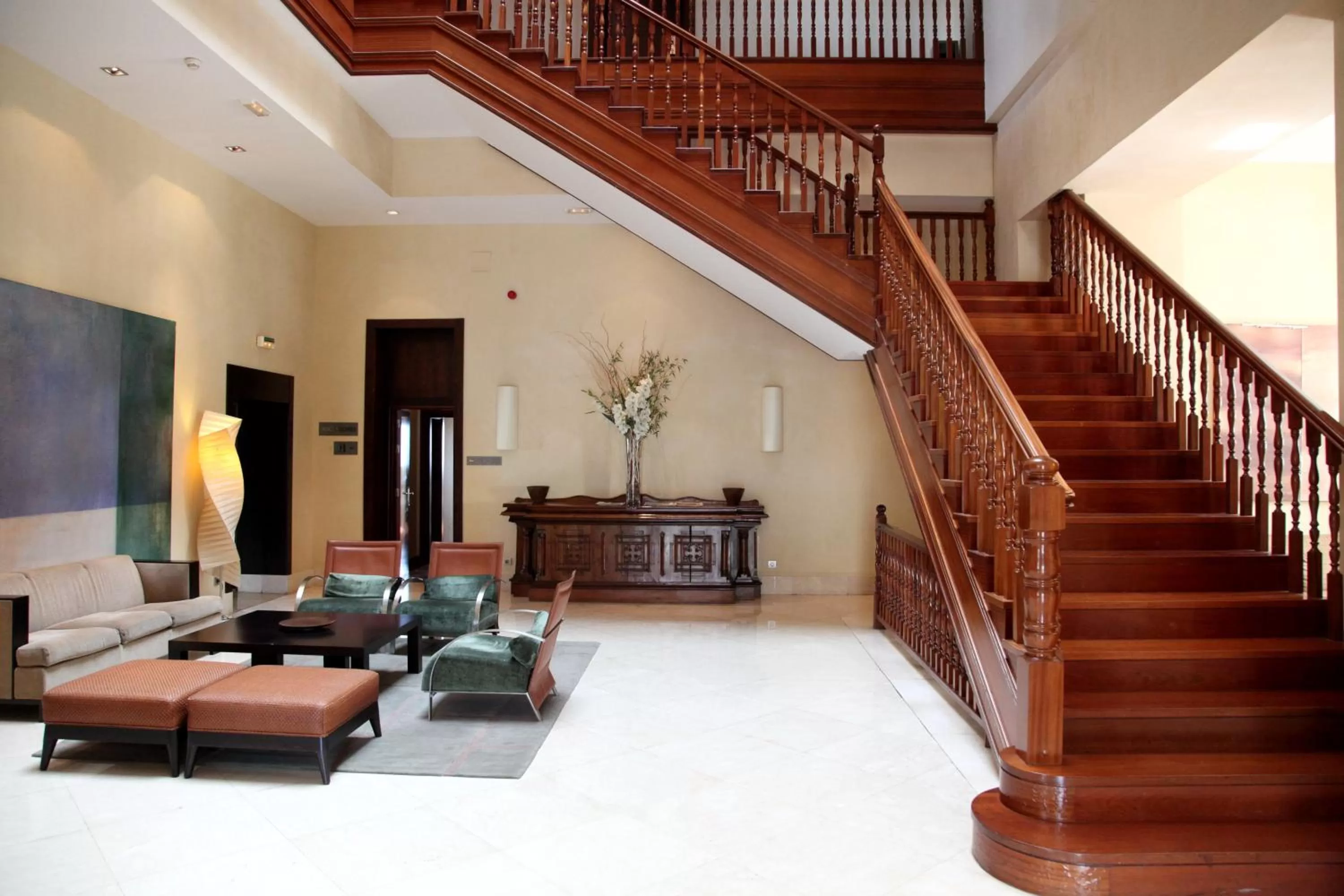 Lobby or reception in Hotel URH Palacio de Oriol