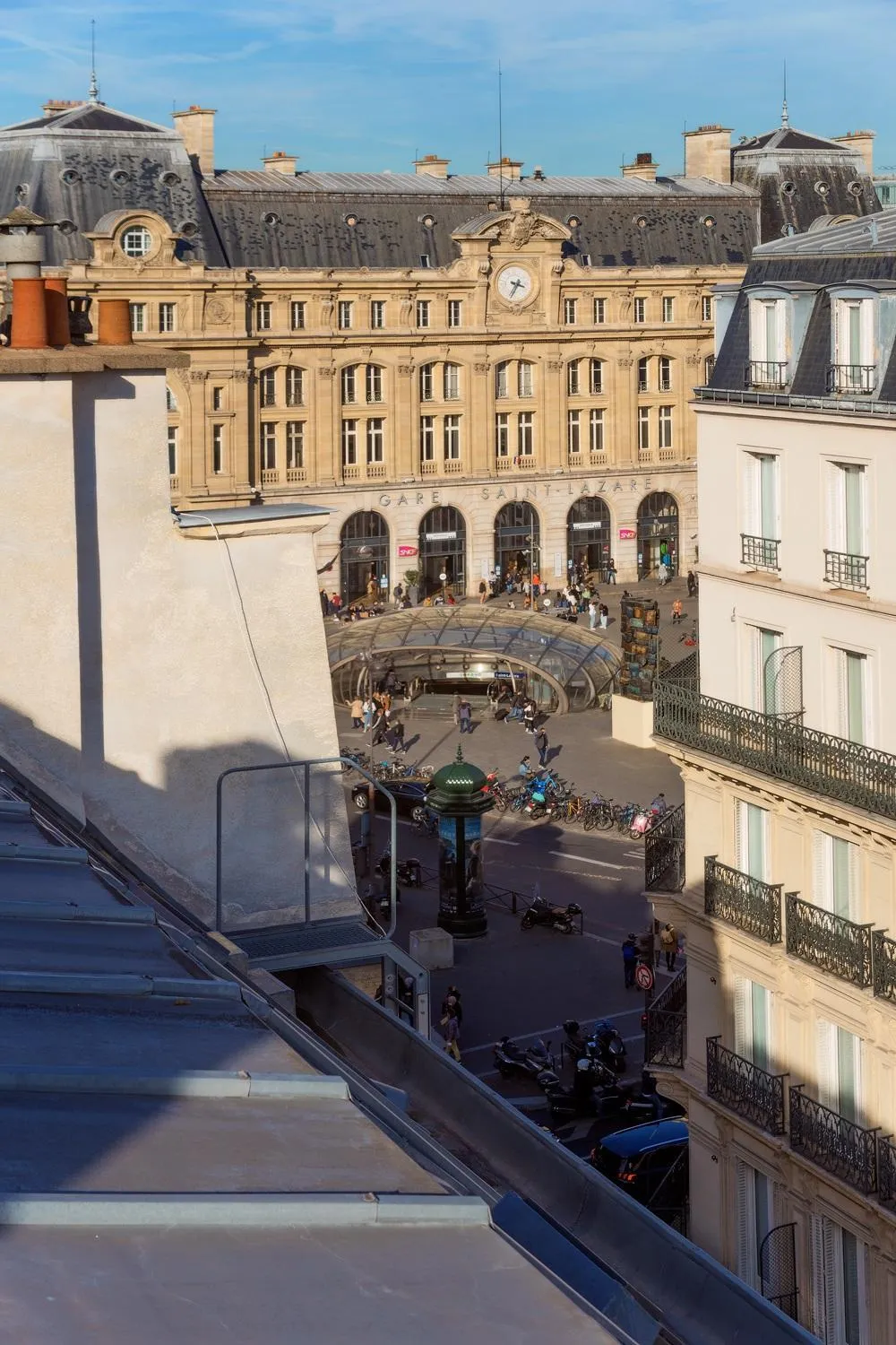 Neighbourhood in Hôtel Charing Cross