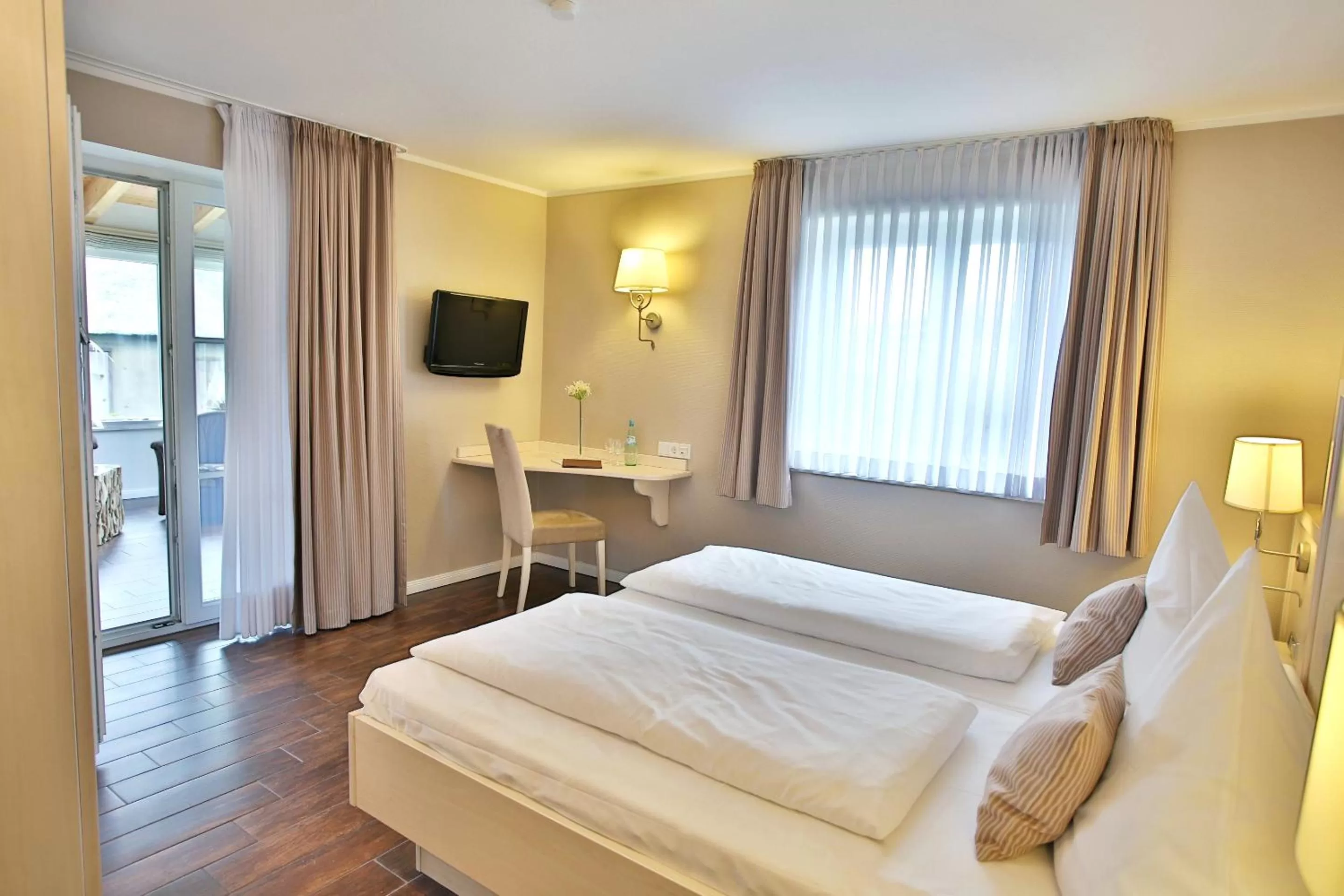 Photo of the whole room in Anker's Hörn - Hotel & Restaurant auf der Hallig Langeness