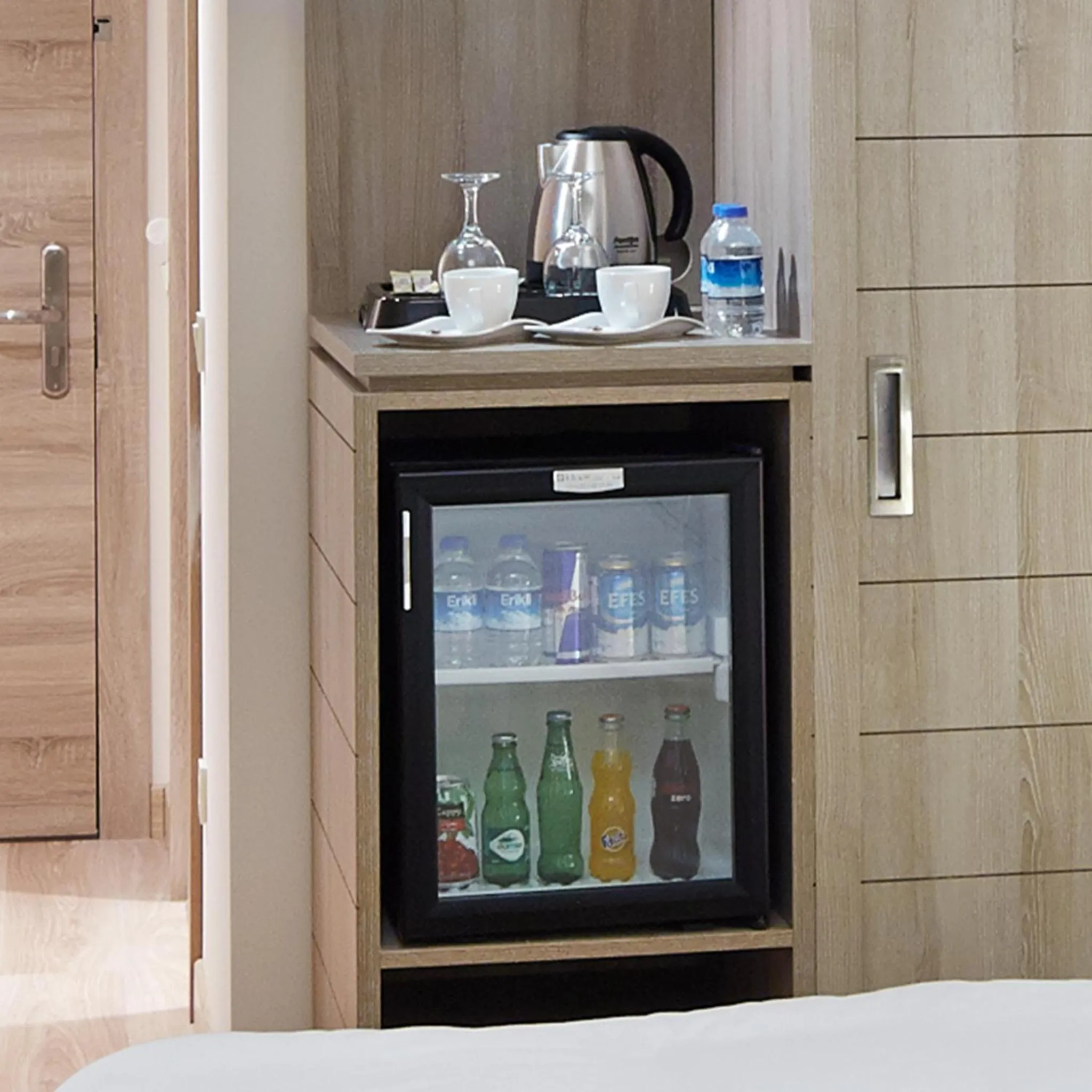 Coffee/tea facilities in Rox Hotel Istanbul