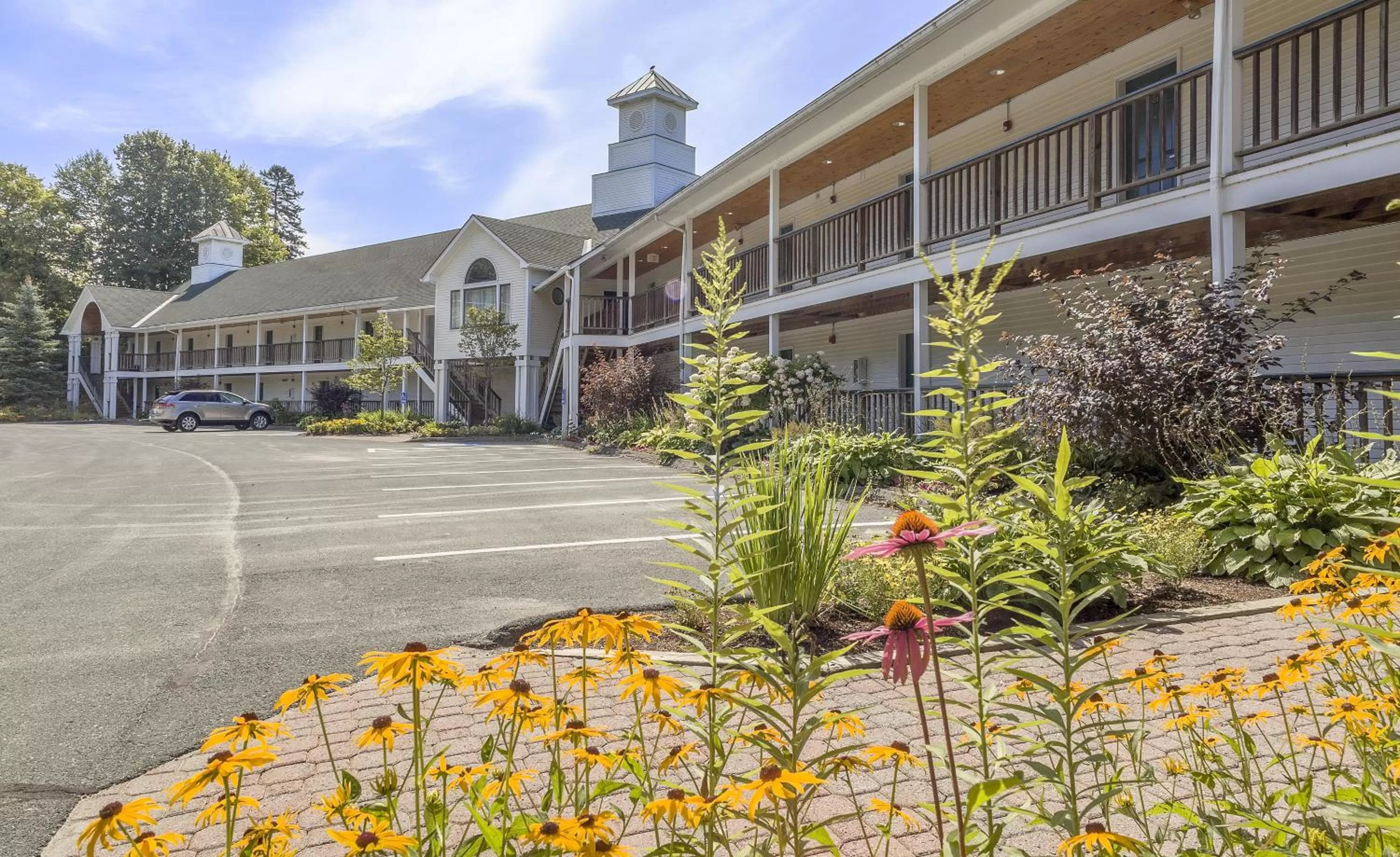 Decorative detail in Fairbanks Inn
