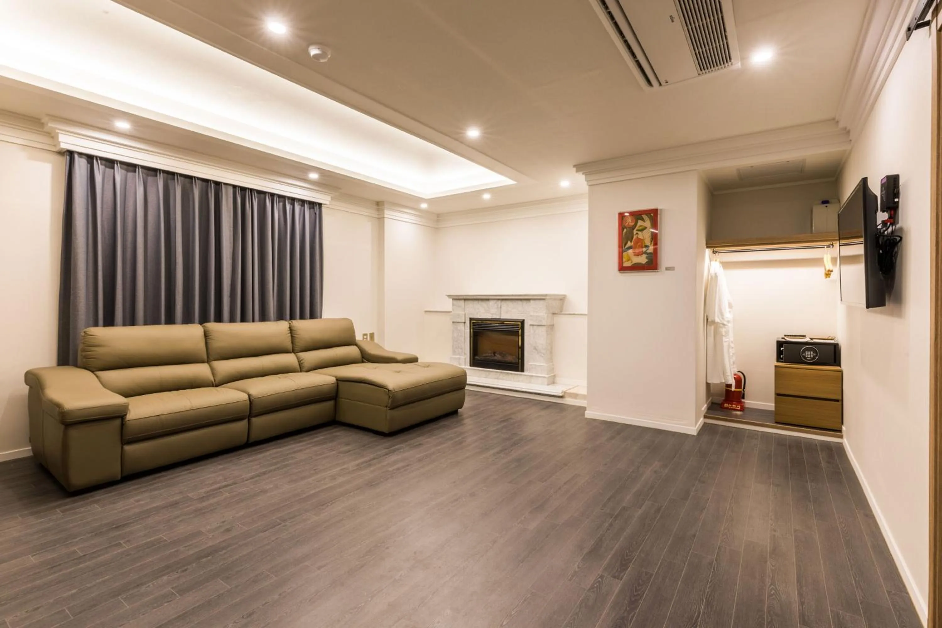 TV and multimedia in Casaloma Hotel