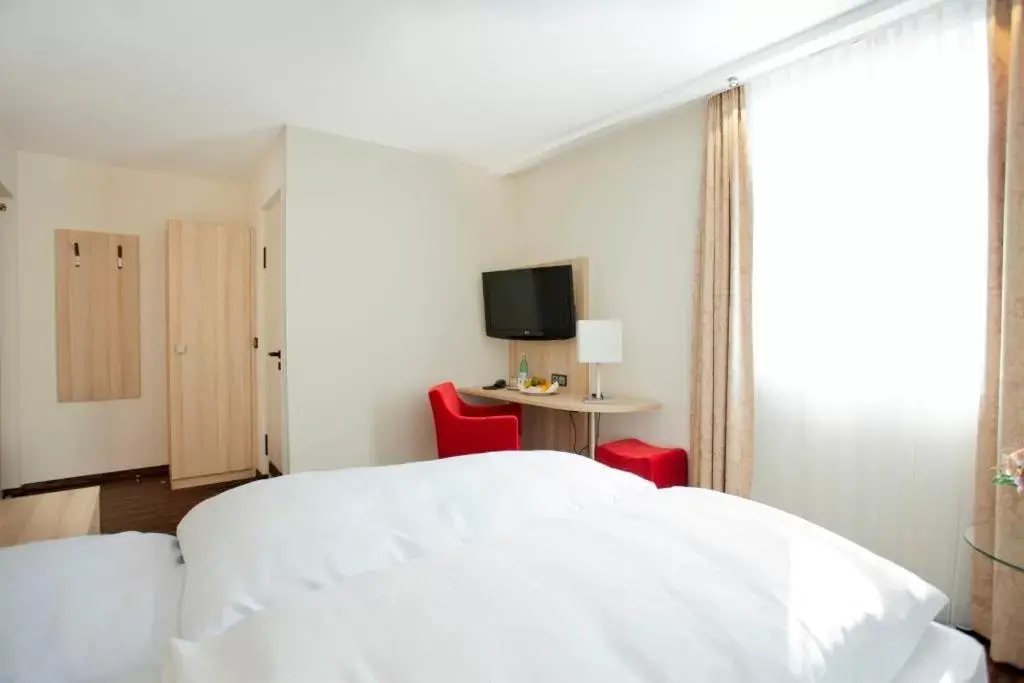 Double Room in Hotel Jägerhaus in Esslingen Double Room in Hotel Jägerhaus in Esslingen