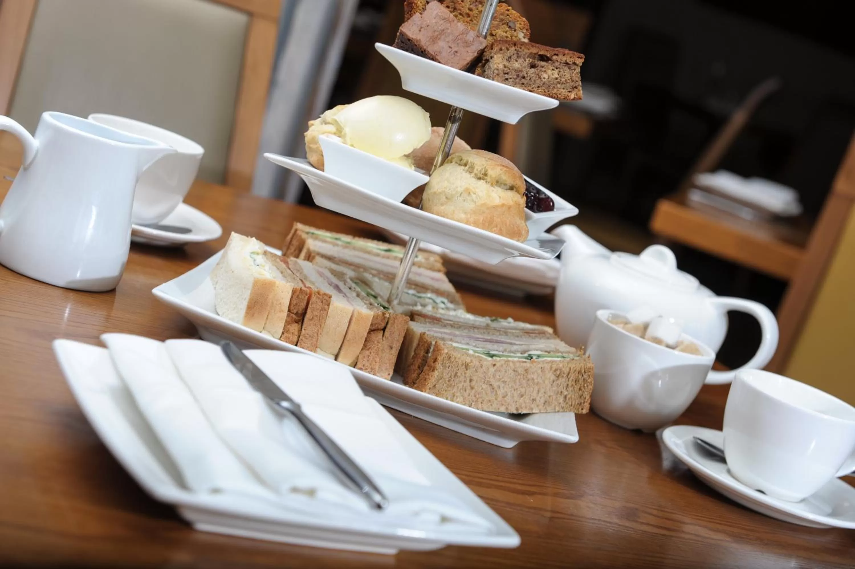 Food and drinks in The Pinewood Hotel