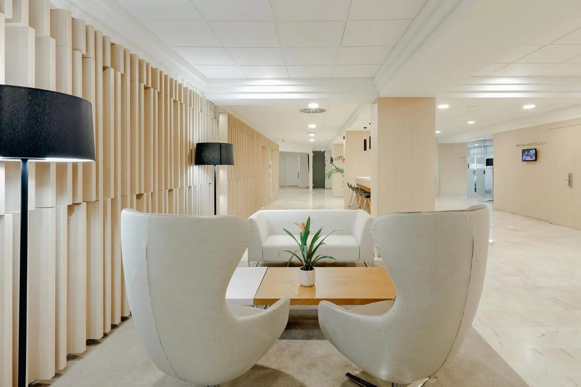 Seating area in Hesperia Murcia Centro