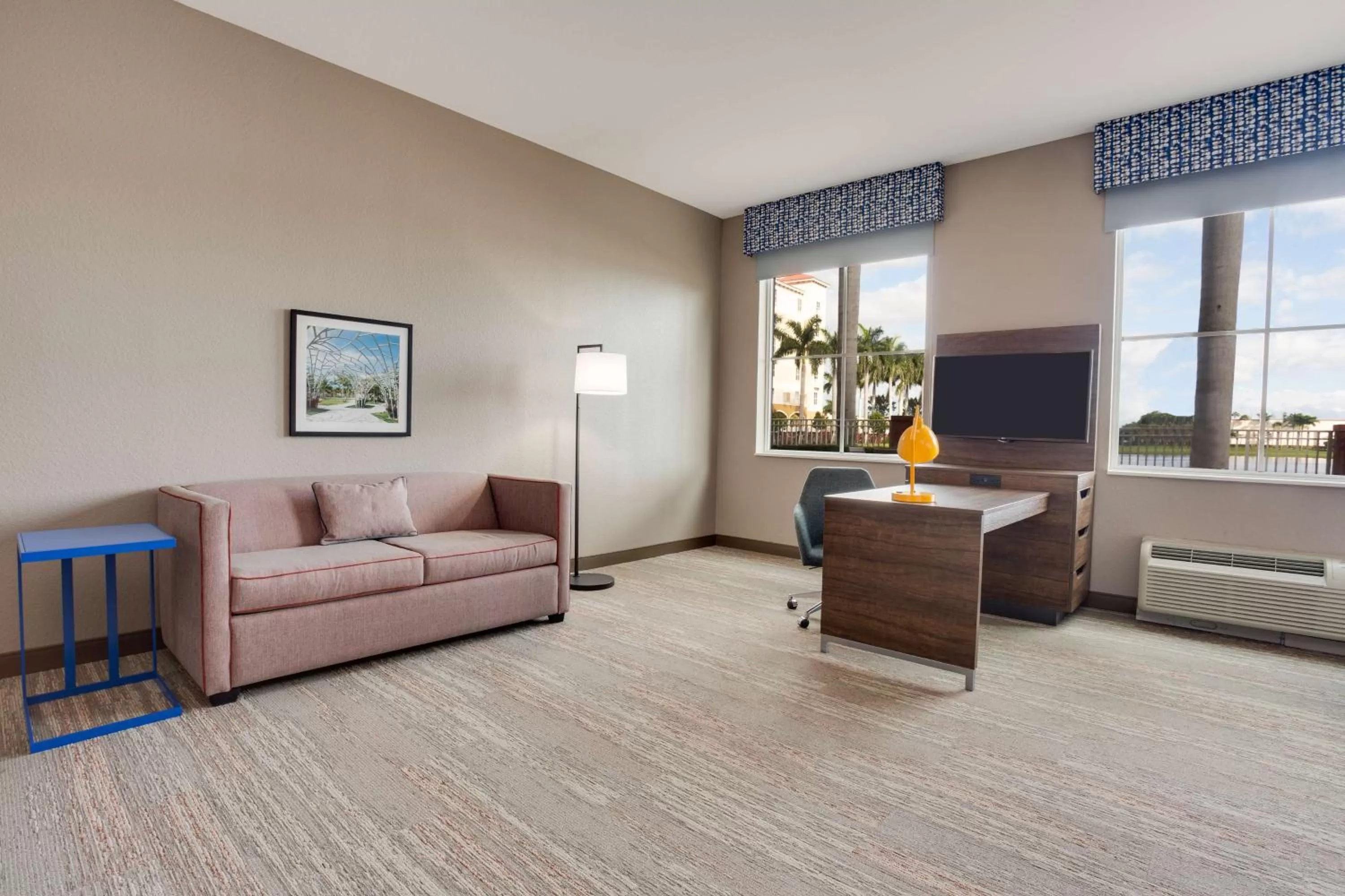 Photo of the whole room in Hampton Inn & Suites Fort Lauderdale - Miramar