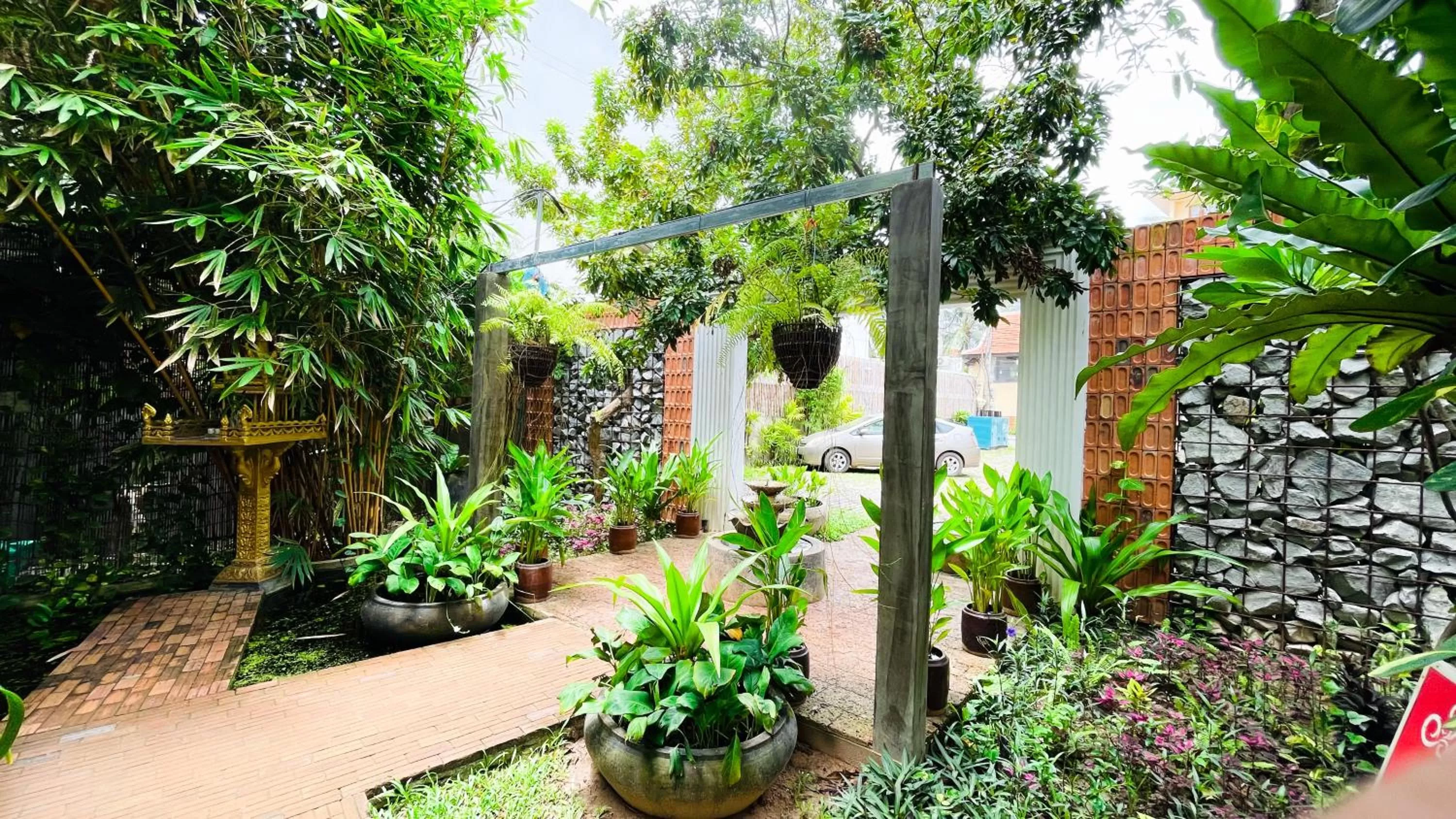 Facade/entrance in Home Indochine d'Angkor Hotel