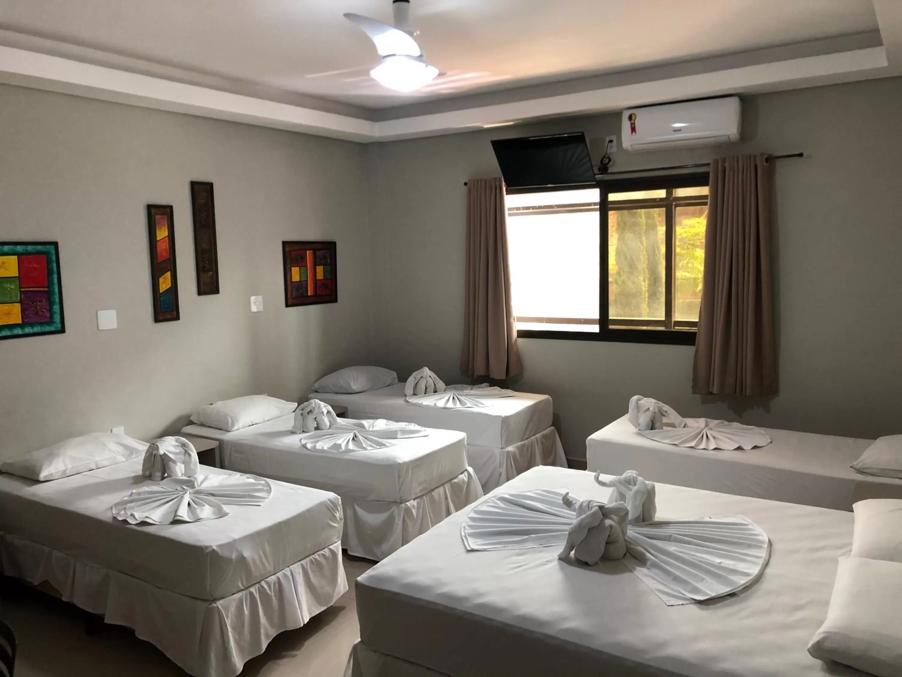 Bed in Hotel Santo Graal