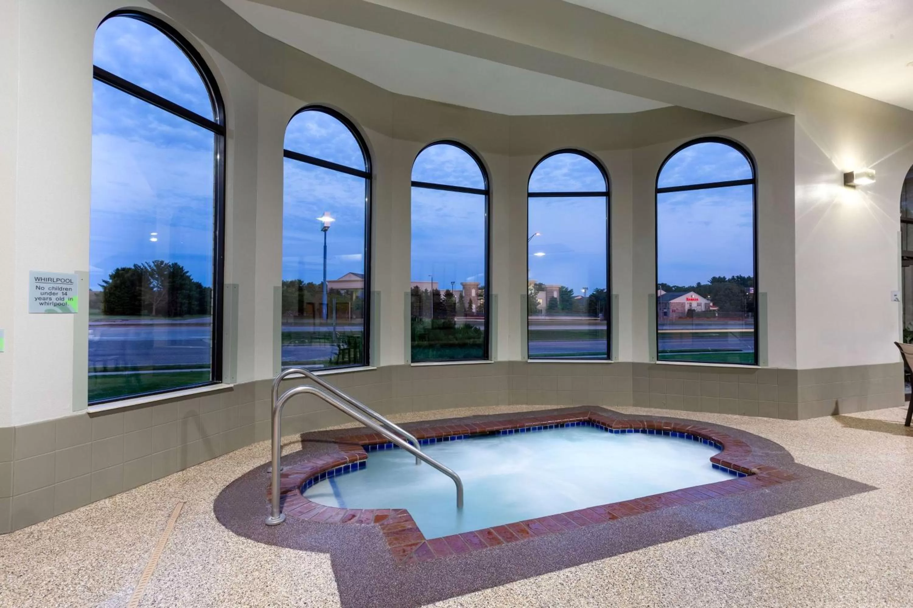 Hot Tub in Wingate by Wyndham Wisconsin Dells Waterpark